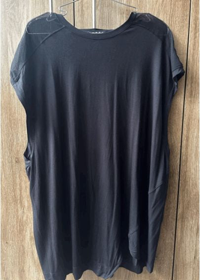 CAMISETA MALLA HOMBROS