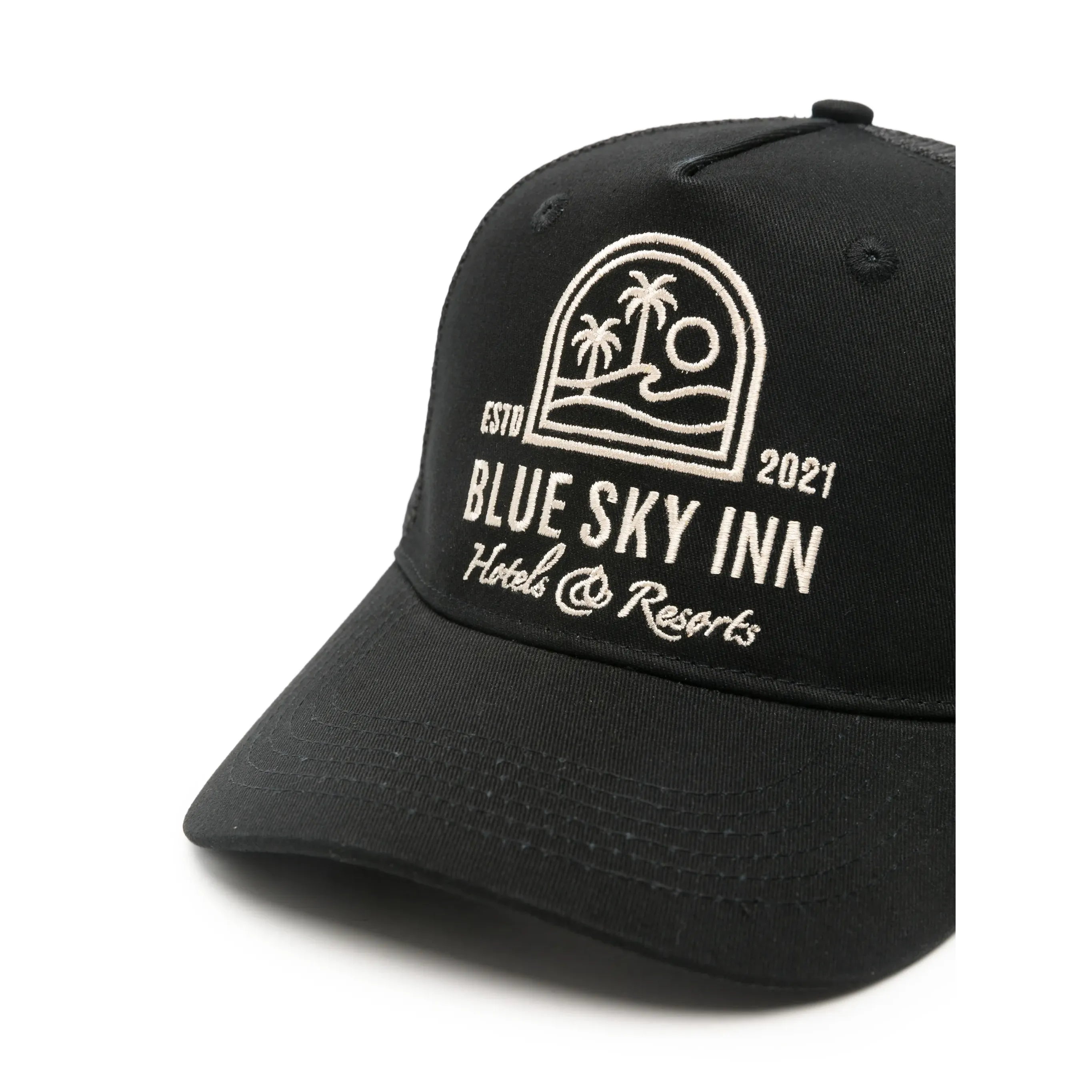 RESORT CAP