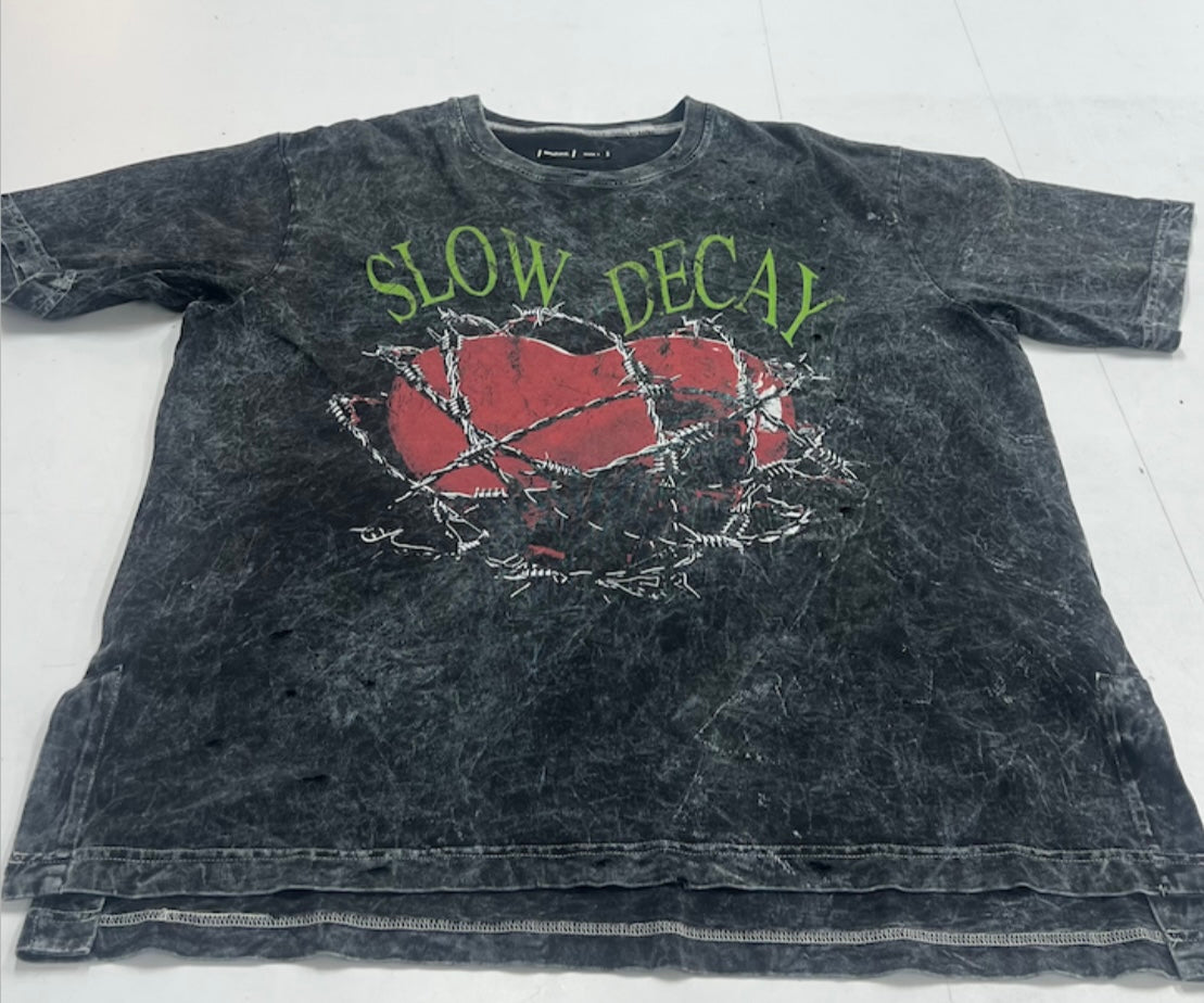 SLOW DECAY T-SHIRT