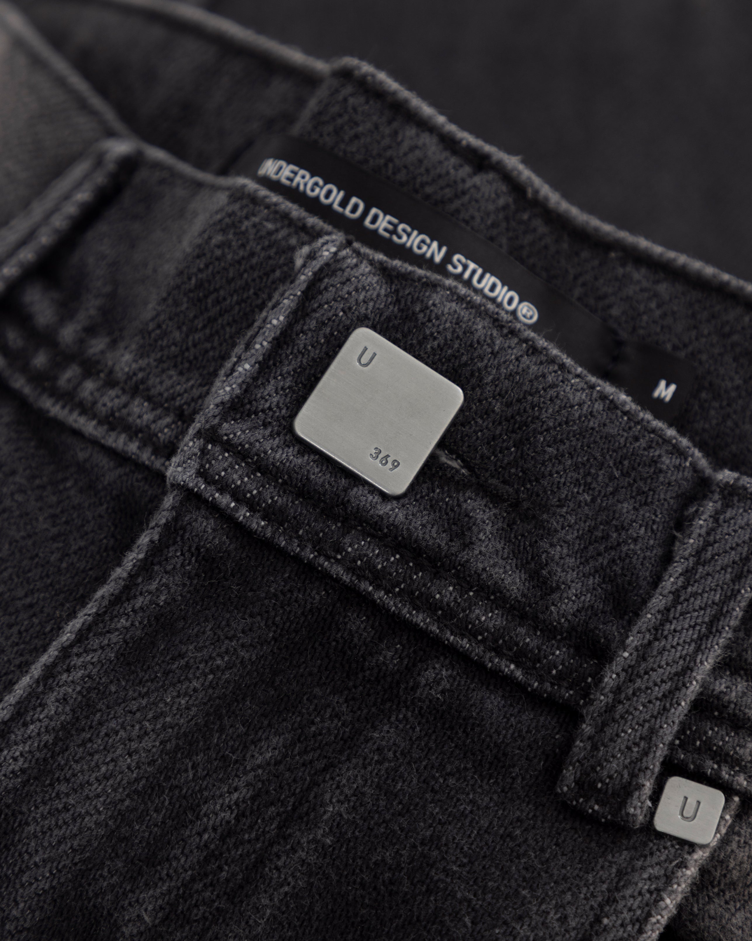 Act 1 UG Star Barrel Vein Jean Washed Black