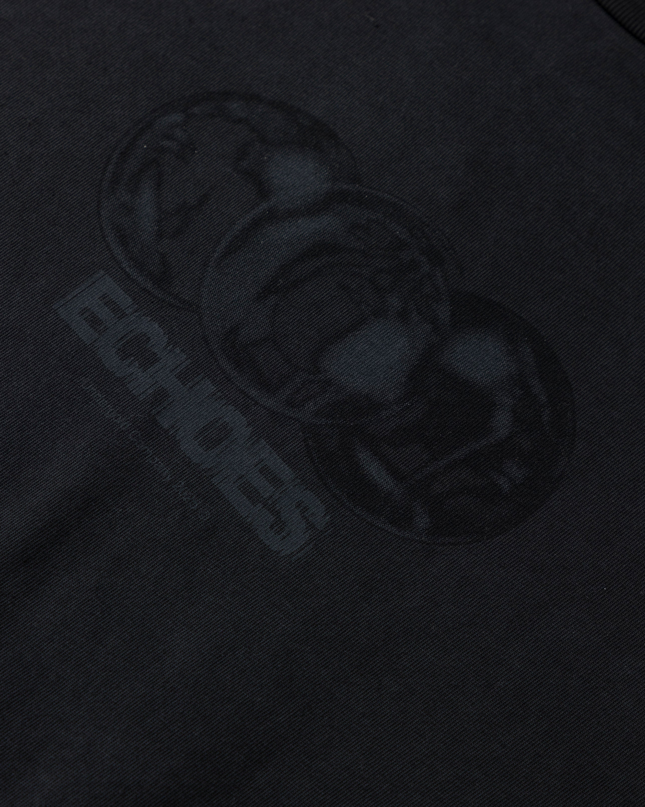 Echoes Peak Tshirt Vintage Black