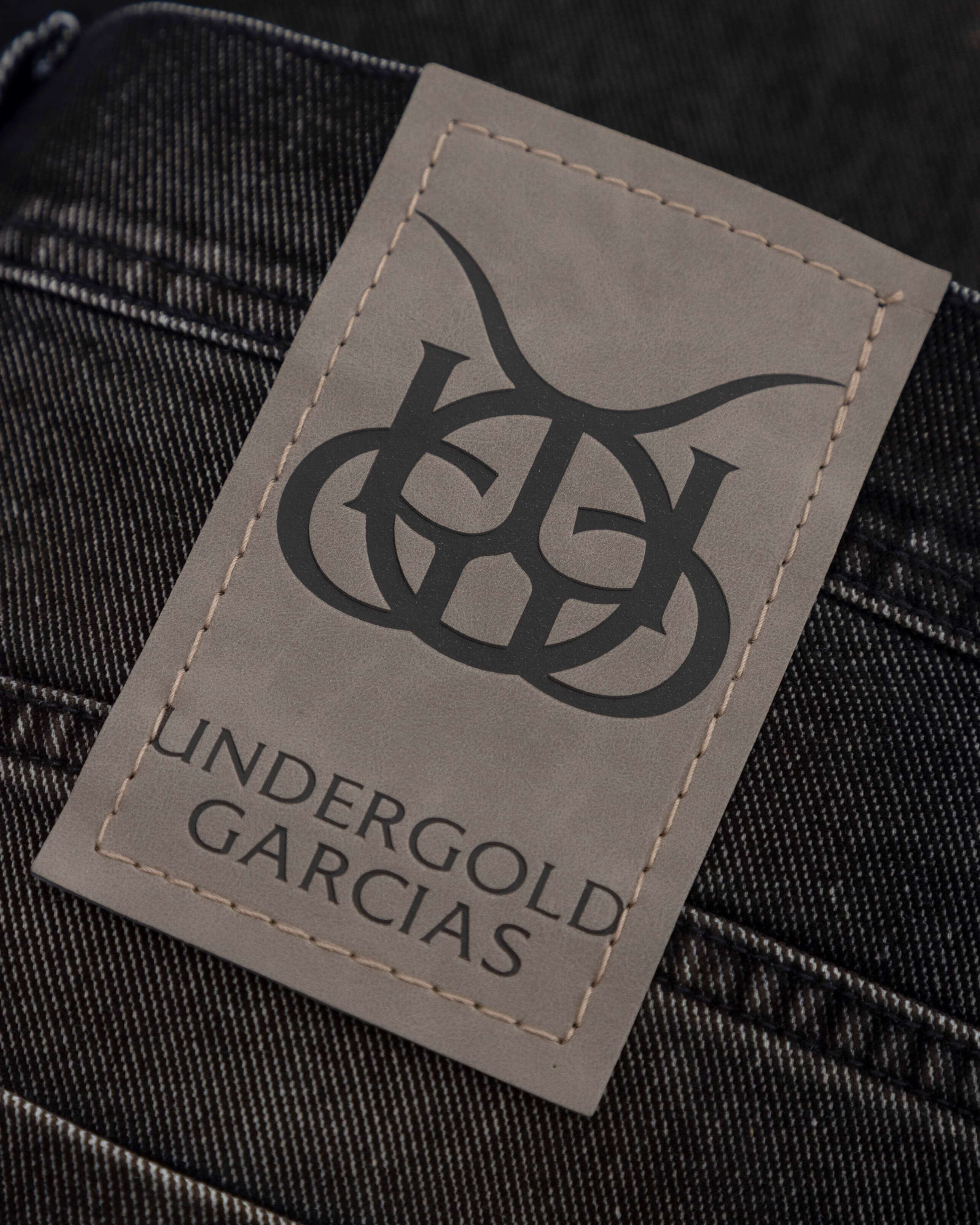 Santa Union Basic Barrel Velvet Jean Black