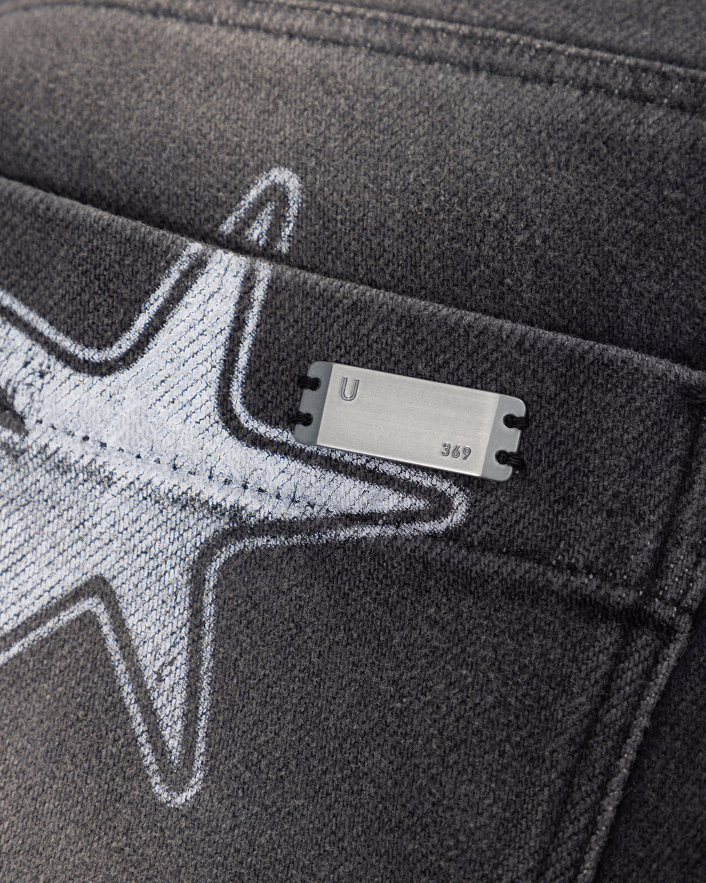 Act 1 UG Star Barrel Vein Jean Washed Black