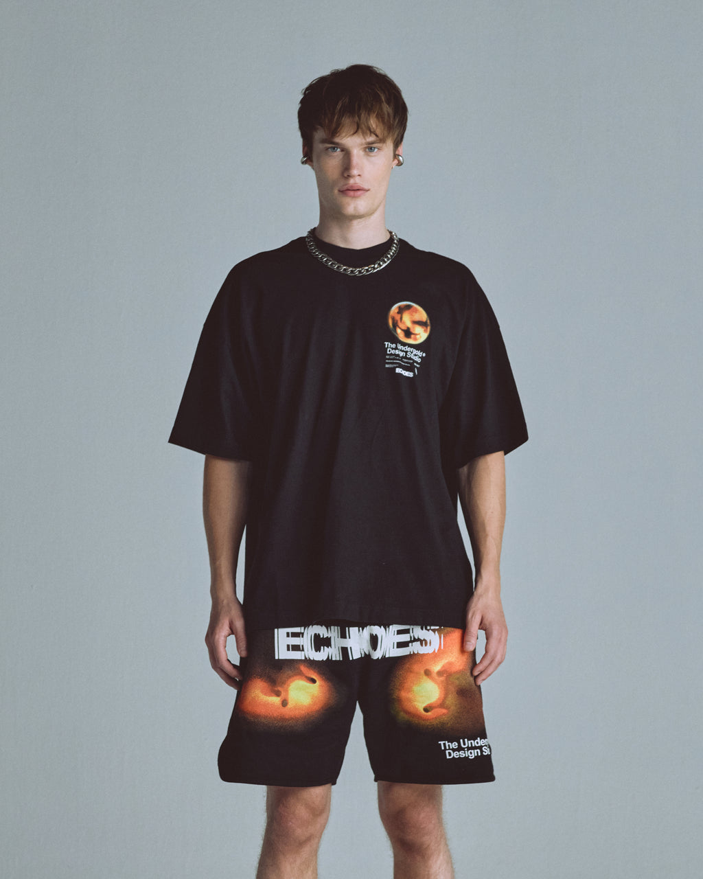 Echoes Amplitude Tshirt Black