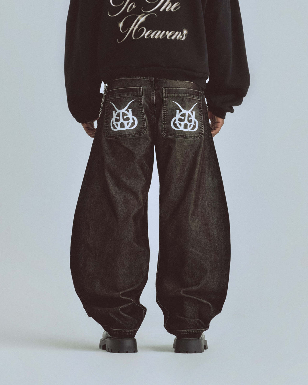 Santa Union Basic Barrel Velvet Jean Black