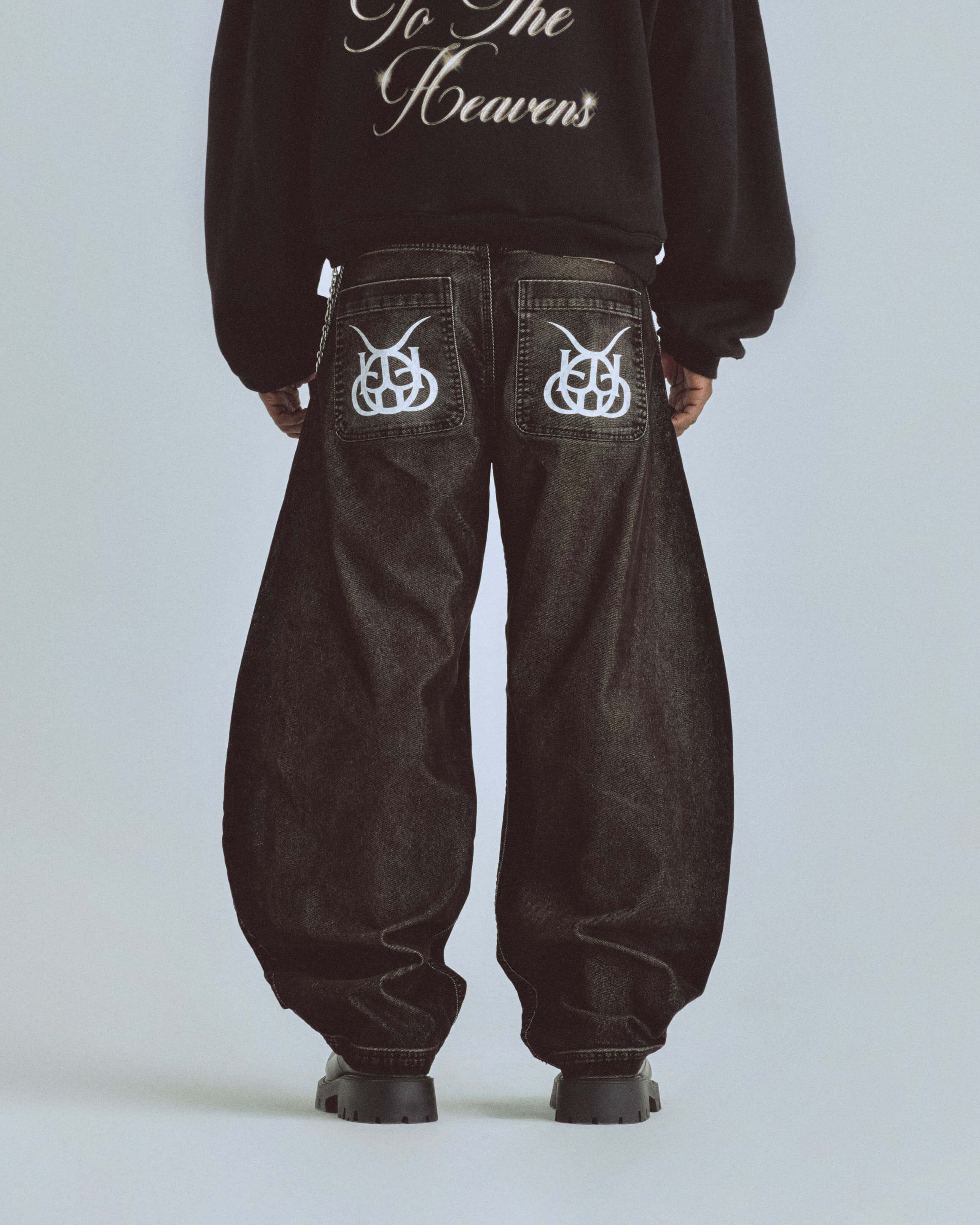 Santa Union Basic Barrel Velvet Jean Black