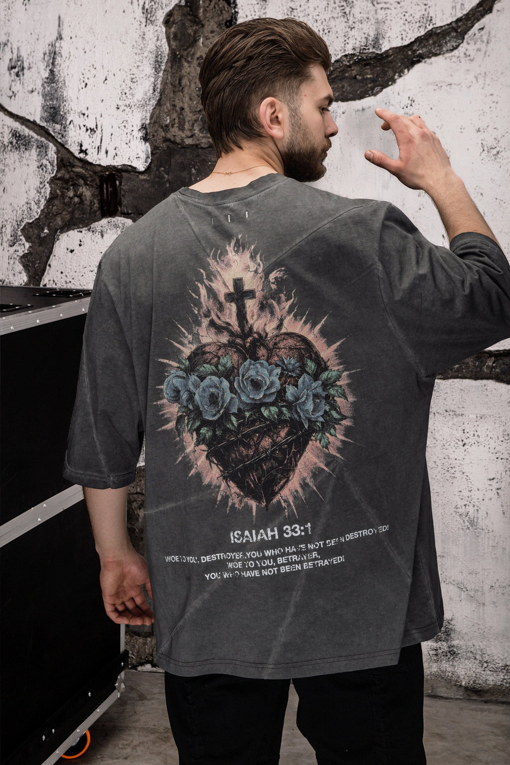 BETRAYER T-SHIRT WASHED BLACK