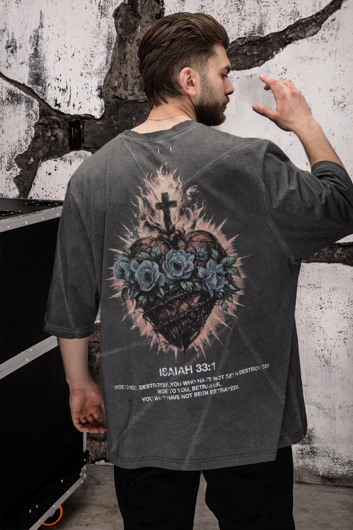 BETRAYER T-SHIRT WASHED BLACK