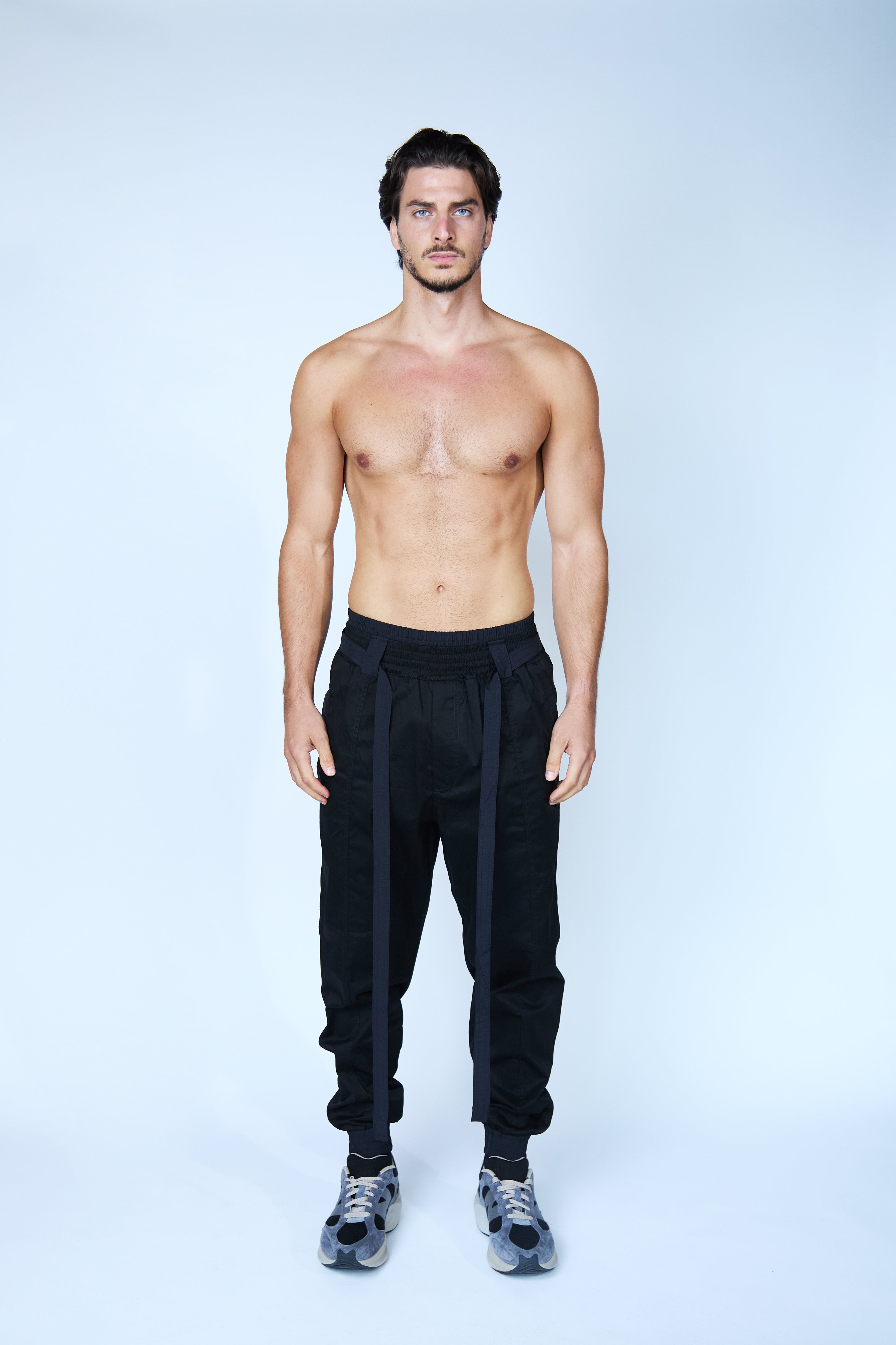 PANTALÓN DOBLE PRETINA NEGRO