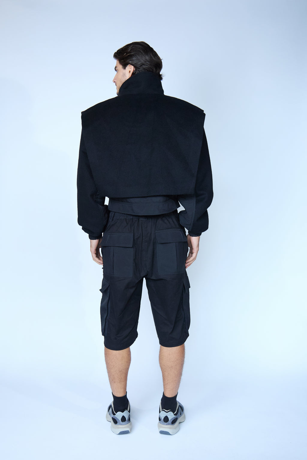 PONCHO JACKET BLACK