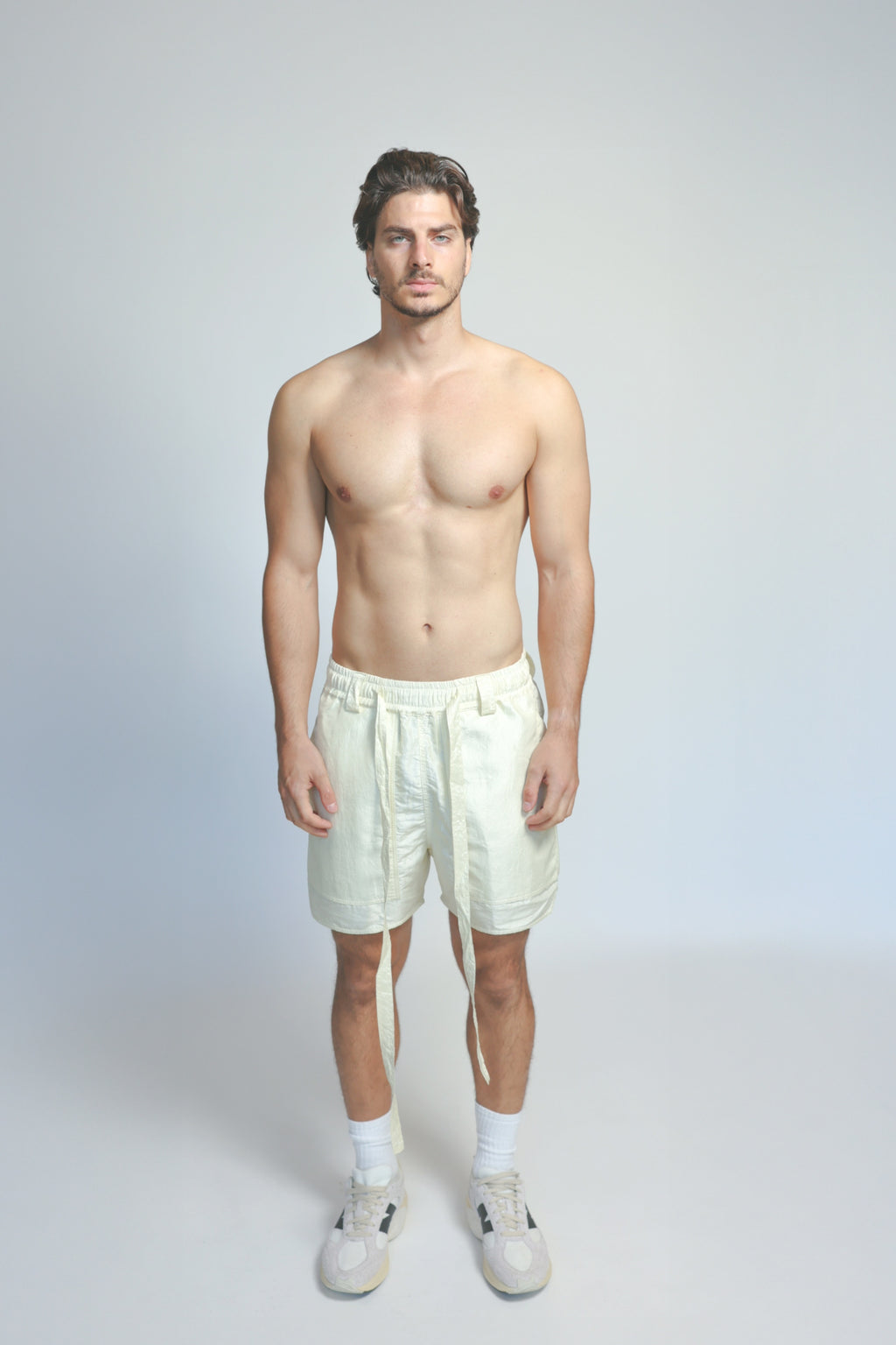 SHORT TAFETA NACAR