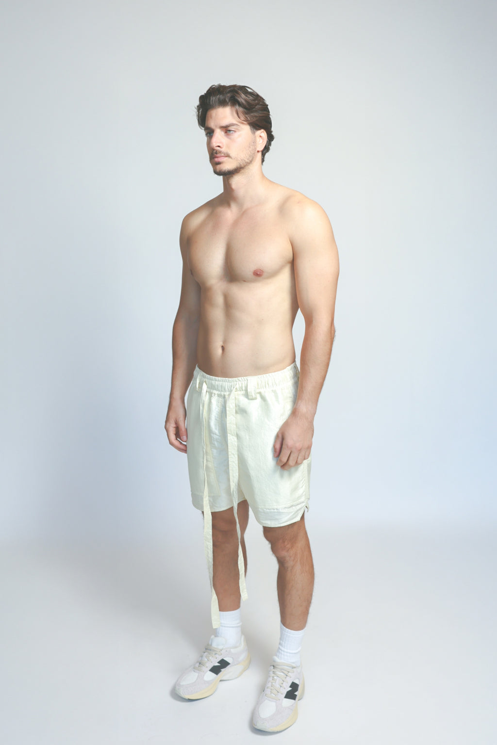 SHORT TAFETA NACAR