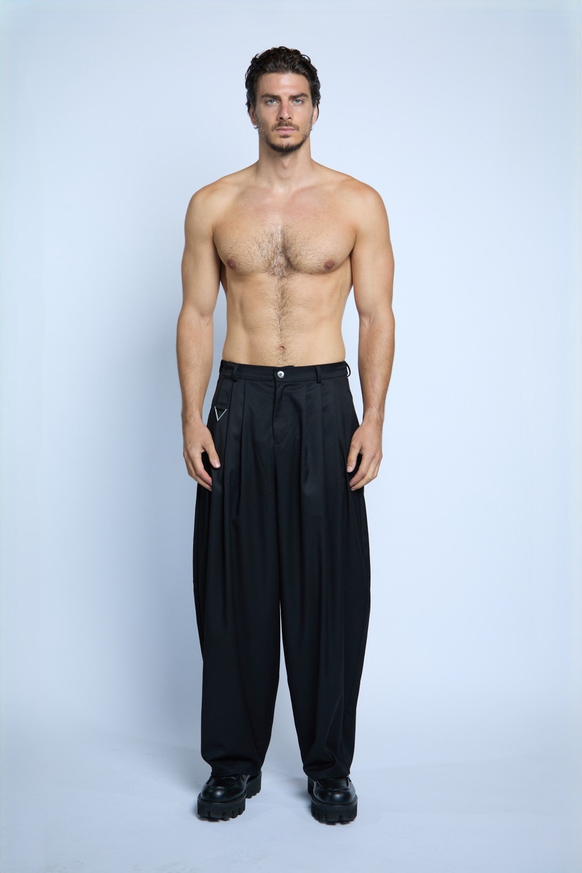 PANTALONES DE TRAJE ESTILO JAPONÉS NEGROS