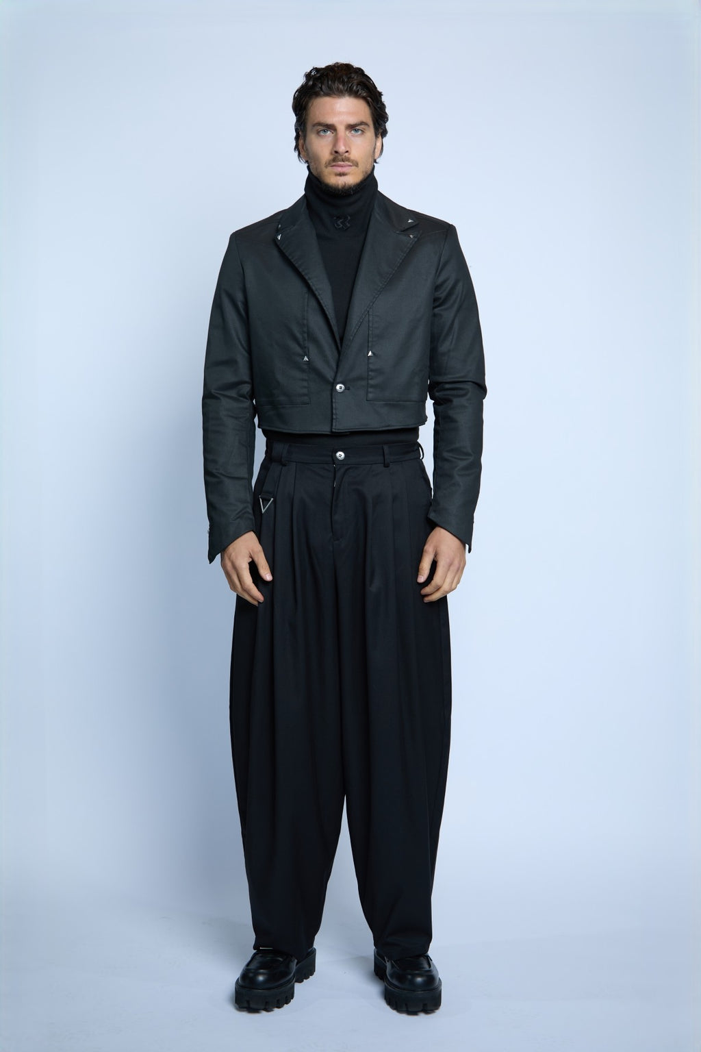 CROPPED BLAZER SHORT COATED BLACK