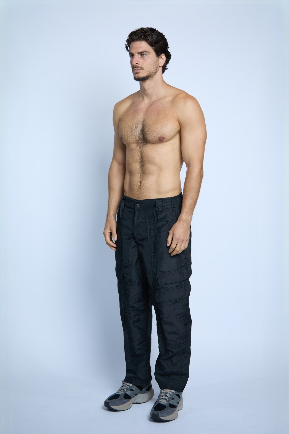 PANTALÓN PAAMARI EN TAFFETA NEGRO