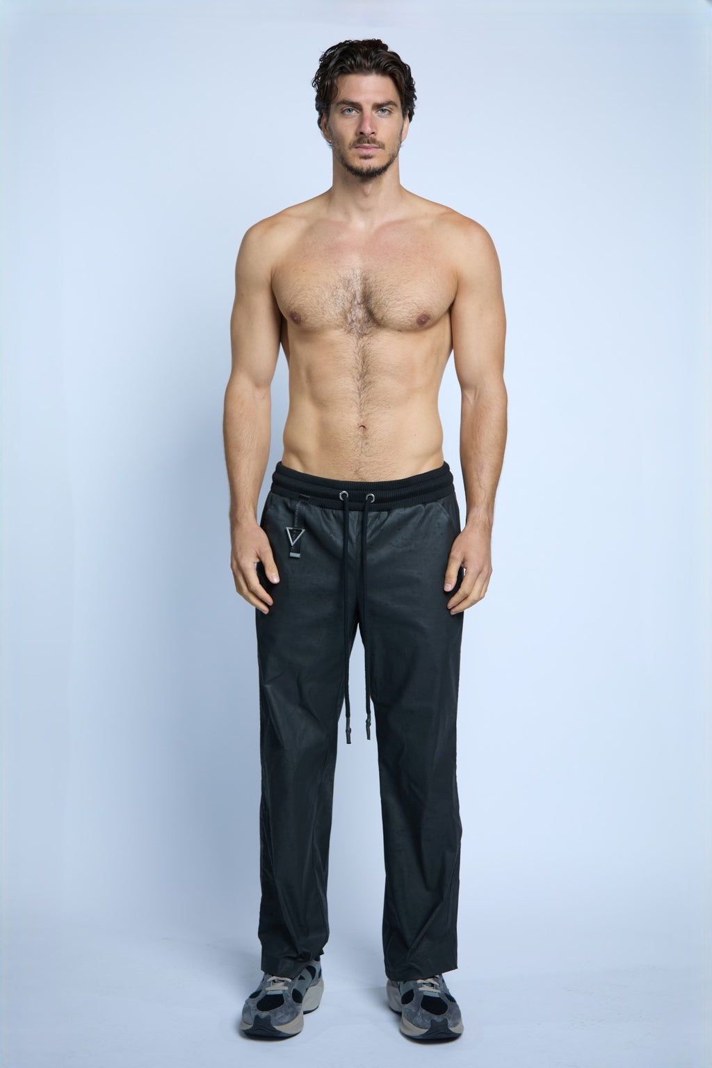 COATED RELAXED PANTS