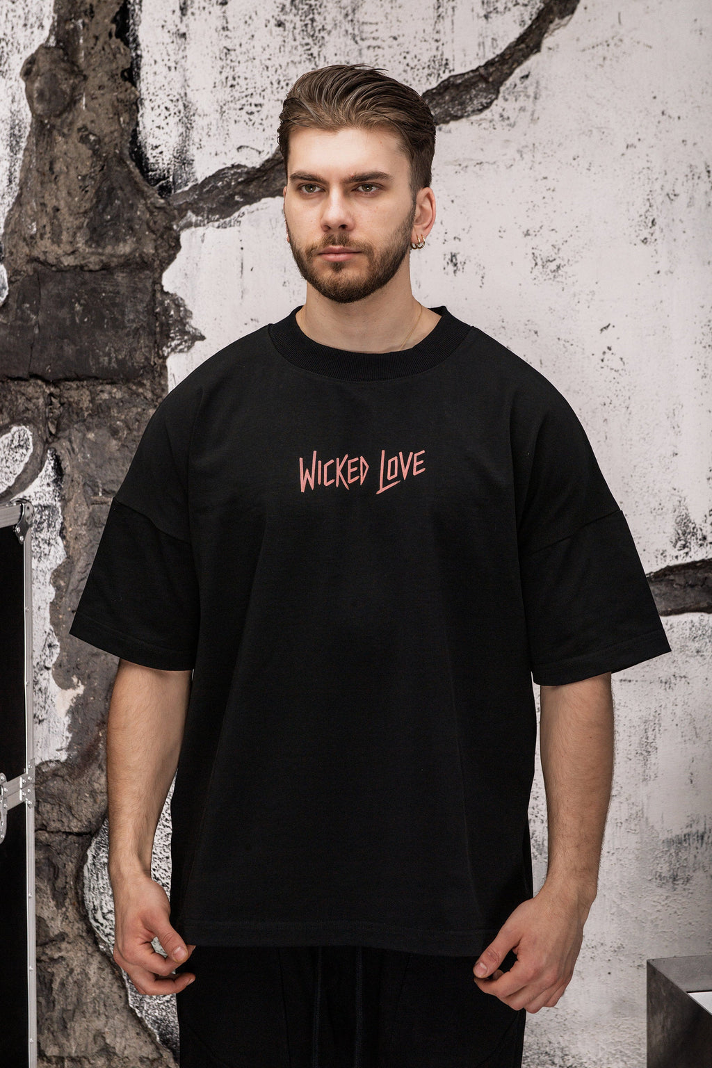DIVINE T-SHIRT BLACK
