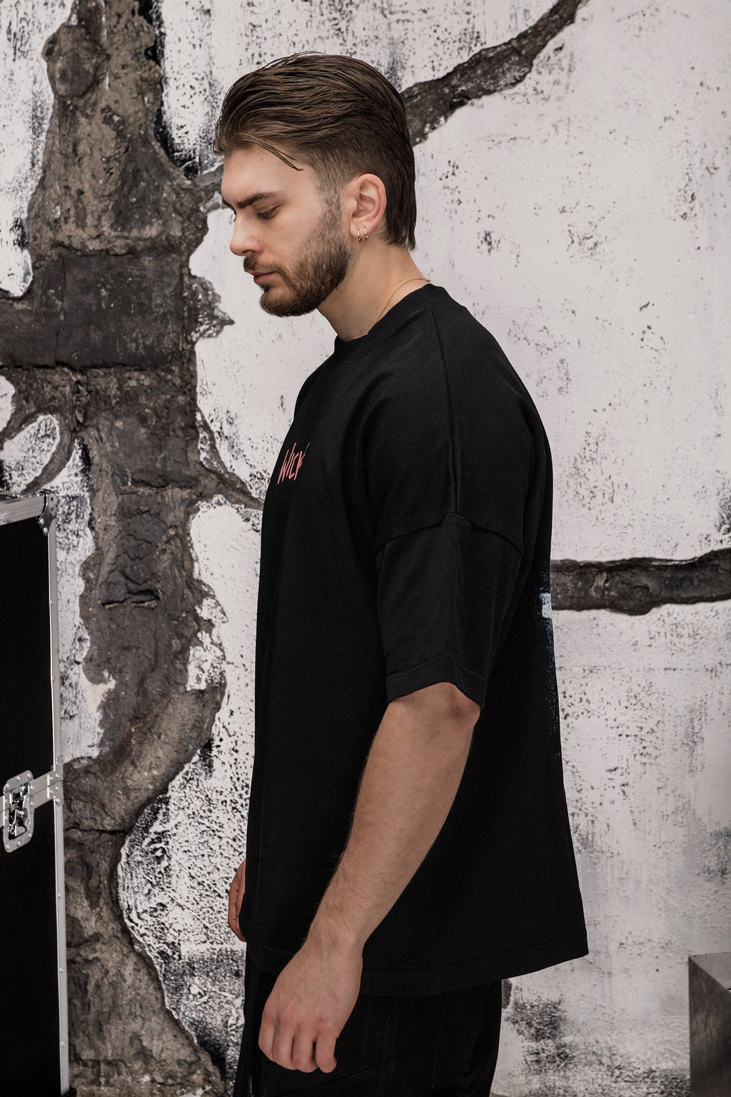 DIVINE T-SHIRT BLACK