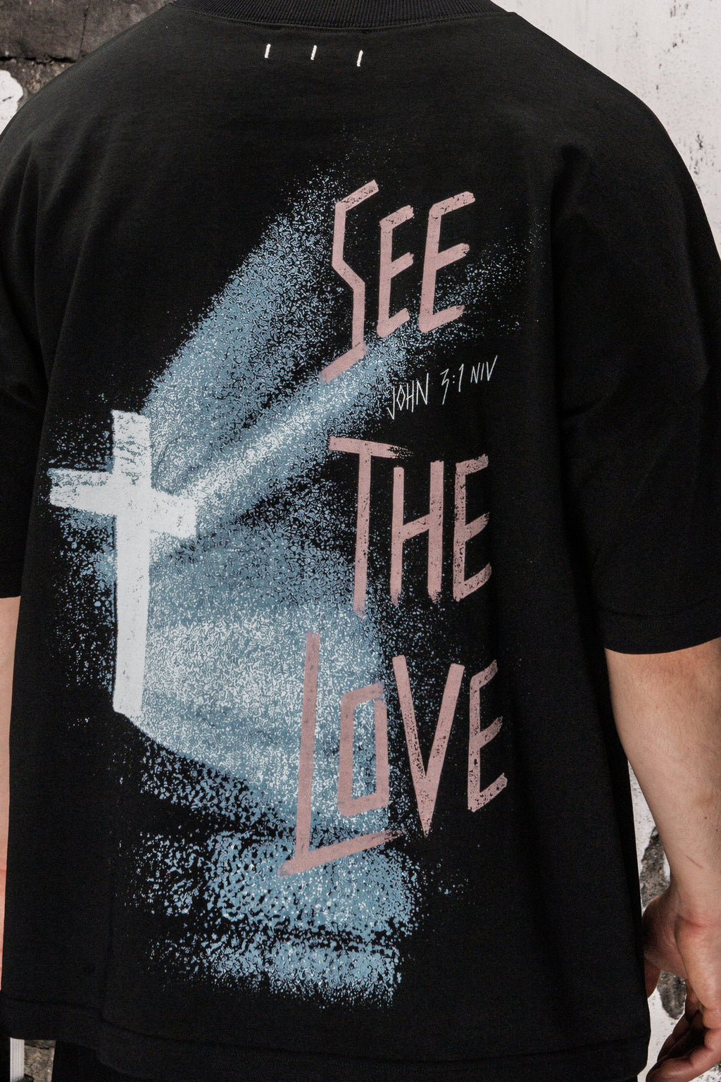 DIVINE T-SHIRT BLACK