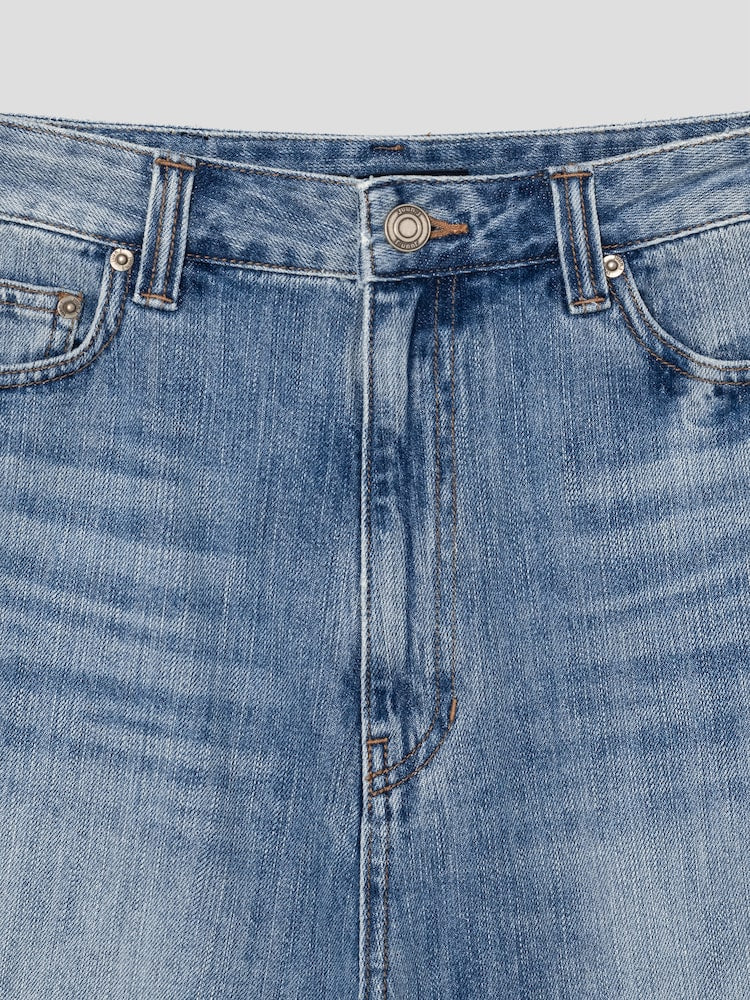 RUNWAY BRIDGE DENIM SET-UP CURVED LEG JEANS BLUE