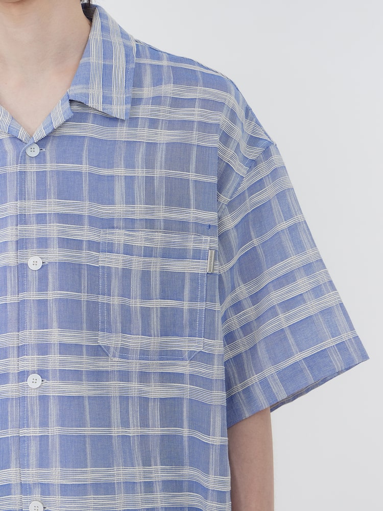 CAMISA DE MANGA CORTA DE CUELLO ABIERTO DE CUADROS SLUBBE AZUL