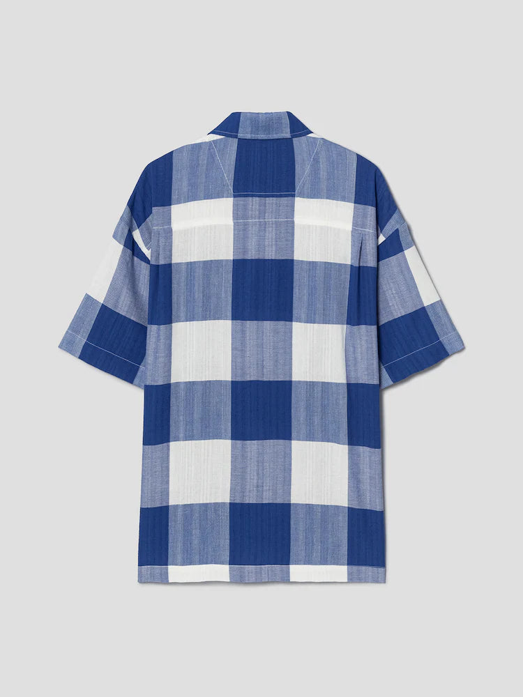 CAMISA DE MANGA CORTA CON CUELLO ABIERTO A CUADROS GRANDES AZULES