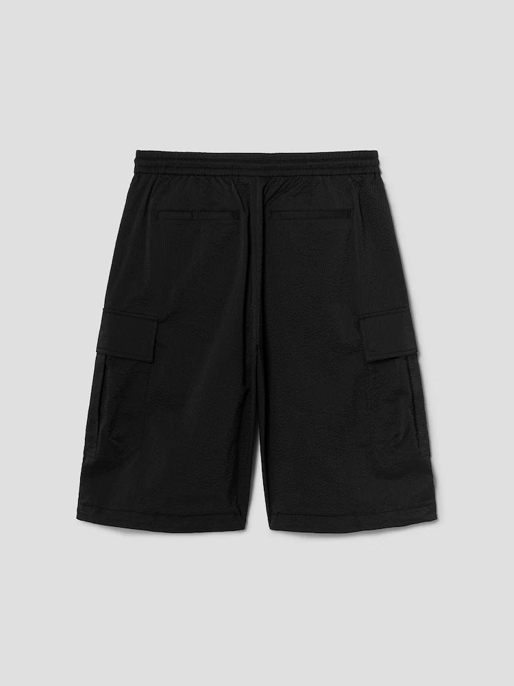 PANTALONES CORTOS CARGO DE SEERSUCKER DE RAYAS ANCHAS NEGRO