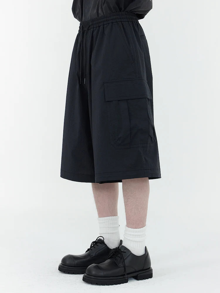 PANTALONES CORTOS CARGO DE SEERSUCKER DE RAYAS ANCHAS NEGRO