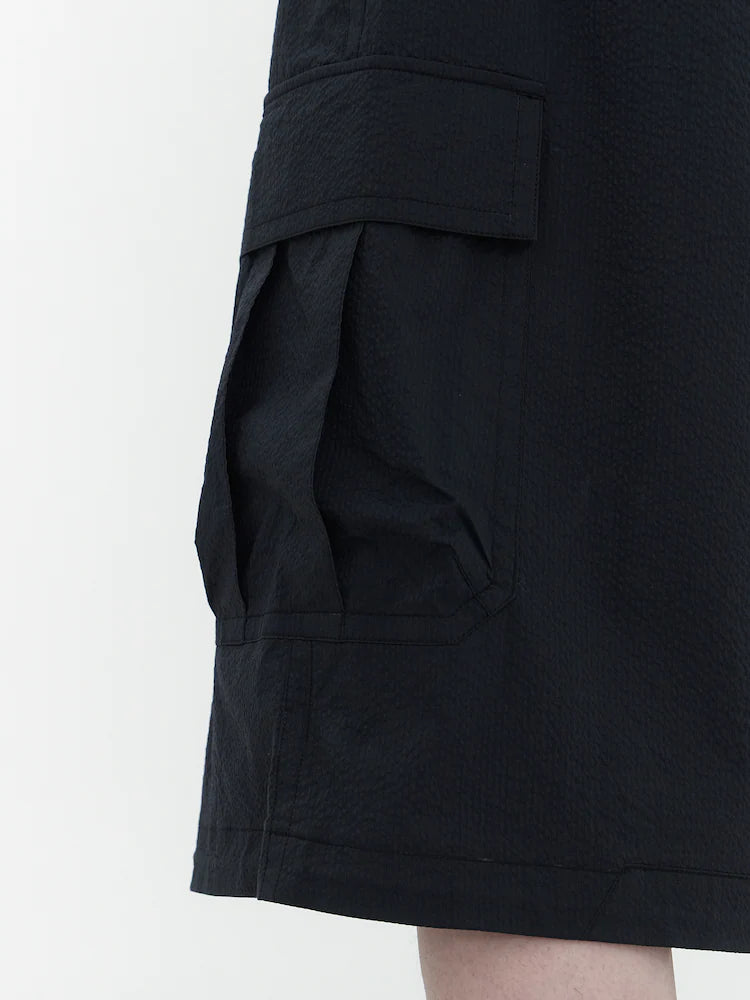 PANTALONES CORTOS CARGO DE SEERSUCKER DE RAYAS ANCHAS NEGRO