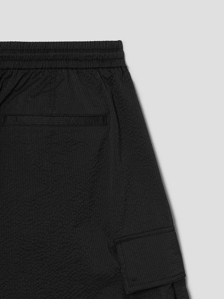 PANTALONES CORTOS CARGO DE SEERSUCKER DE RAYAS ANCHAS NEGRO