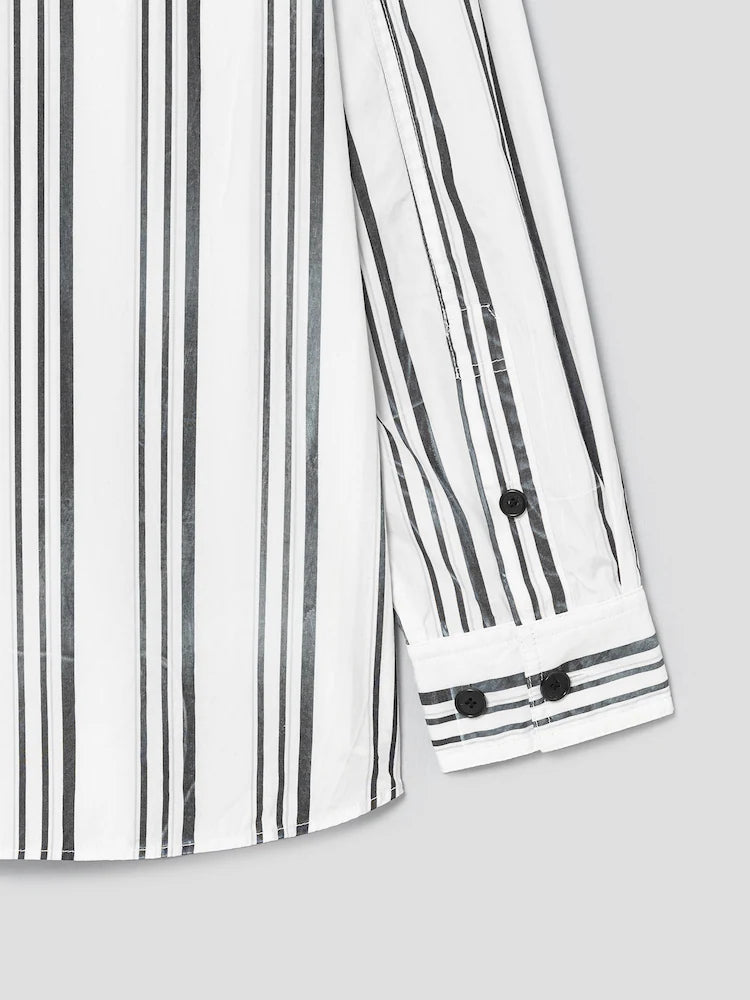 CAMISA OVERSIZE DE RAYAS BLANCAS Y NEGRAS LAVADAS