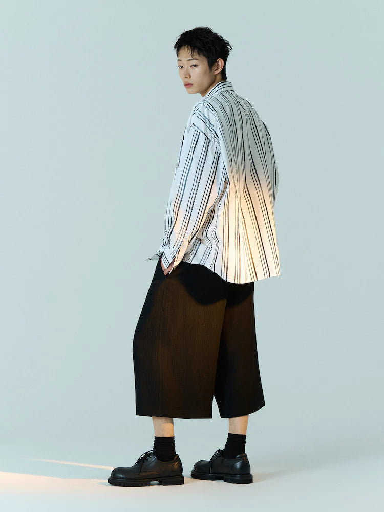 CAMISA OVERSIZE DE RAYAS BLANCAS Y NEGRAS LAVADAS