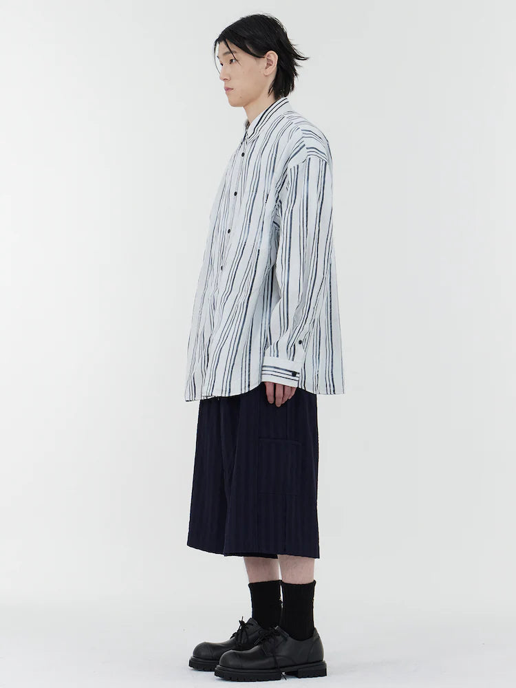 CAMISA OVERSIZE DE RAYAS BLANCAS Y NEGRAS LAVADAS