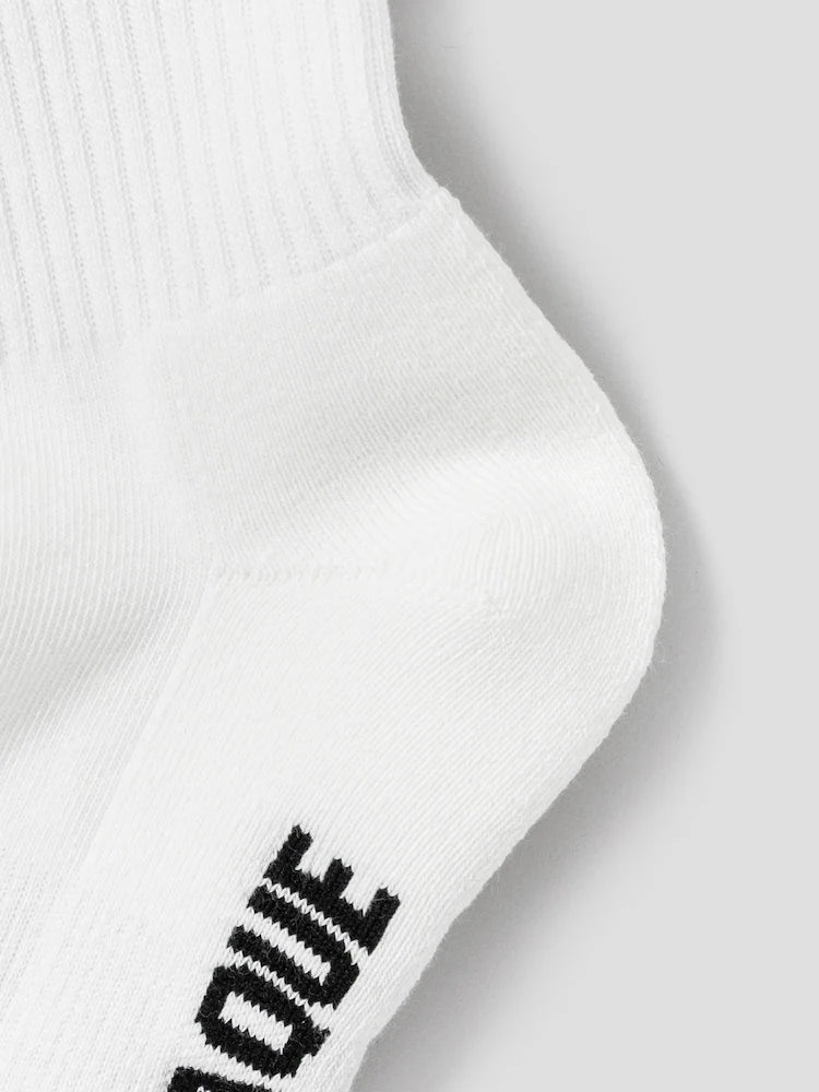 CALCETINES CON INSCRIPCIONES BLANCOS
