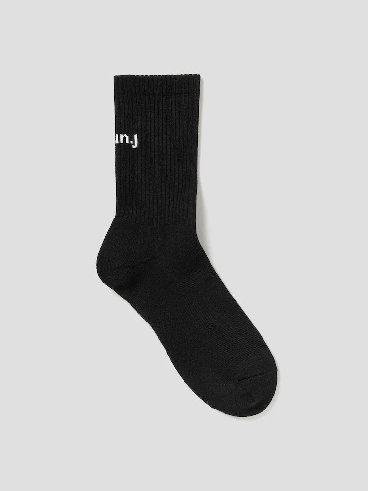 CALCETINES CON INSCRIPCIONES NEGROS