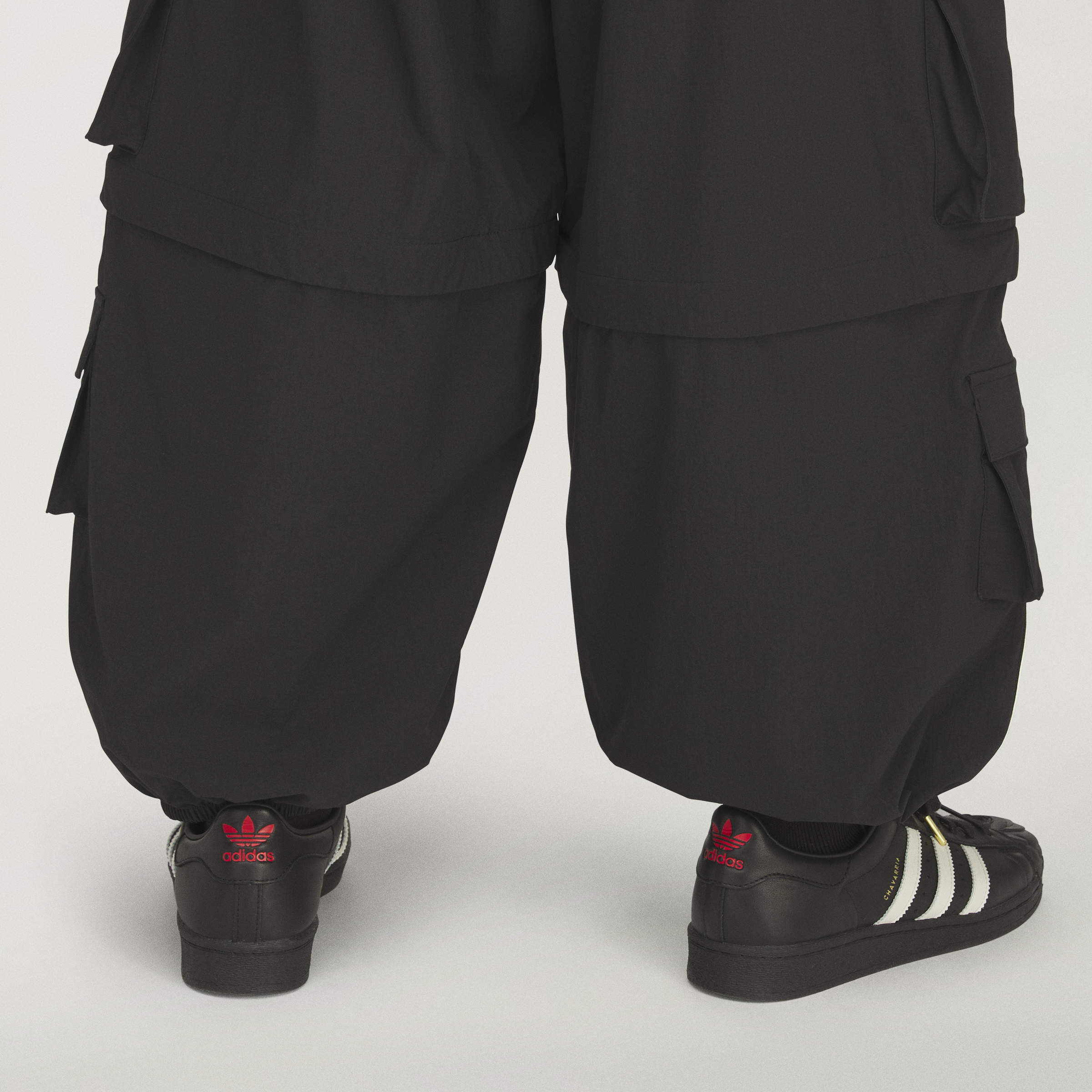 CHAVARRIA SUPERSTAR CBLACK/OWHITE/RED