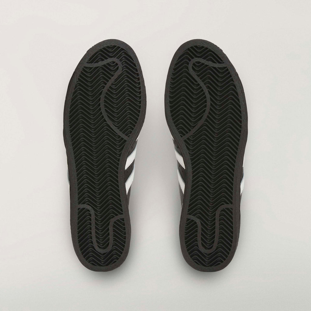 CHAVARRIA SUPERSTAR CBLACK/OWHITE/RED