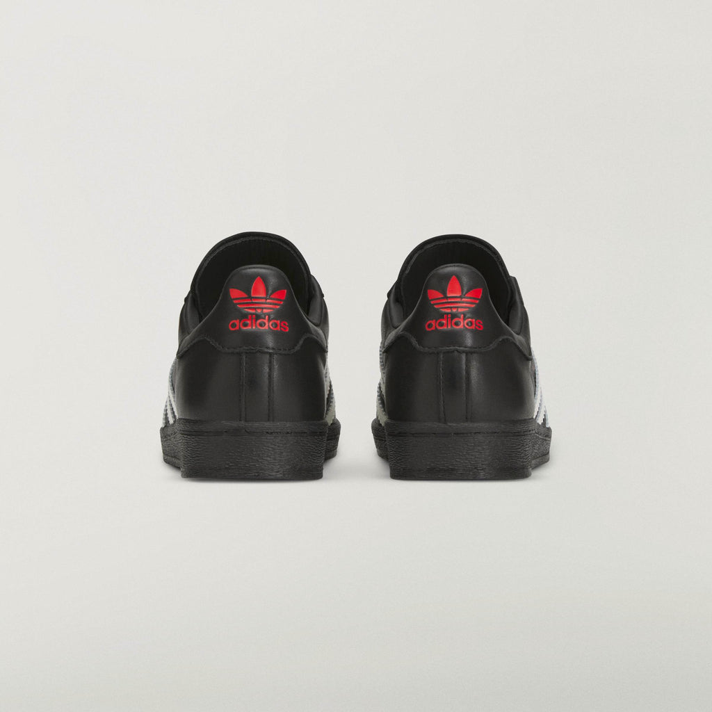 CHAVARRIA SUPERSTAR CBLACK/OWHITE/RED