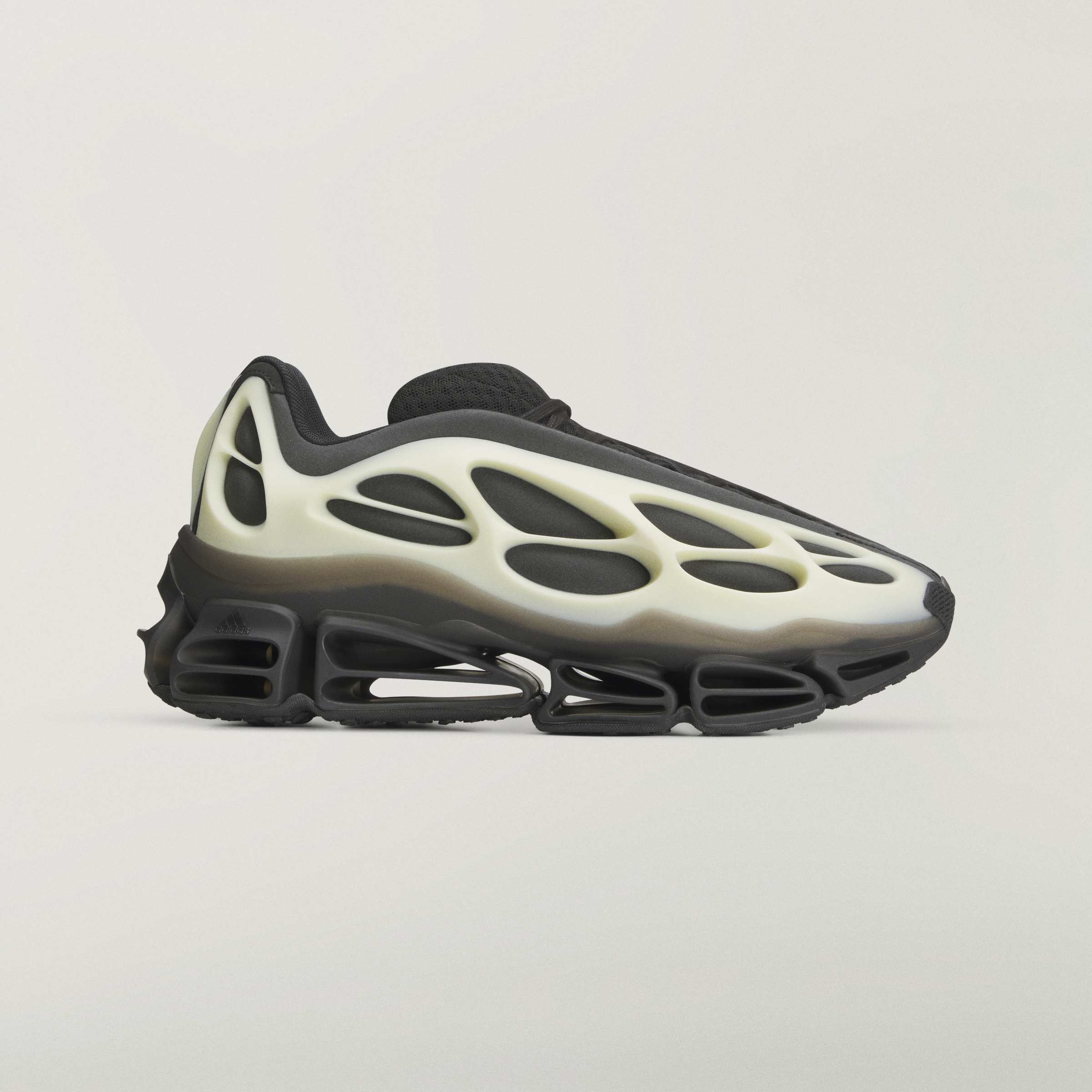 WILLY CHAVARRIA MEG CBLACK/CREWHT/CBLACK