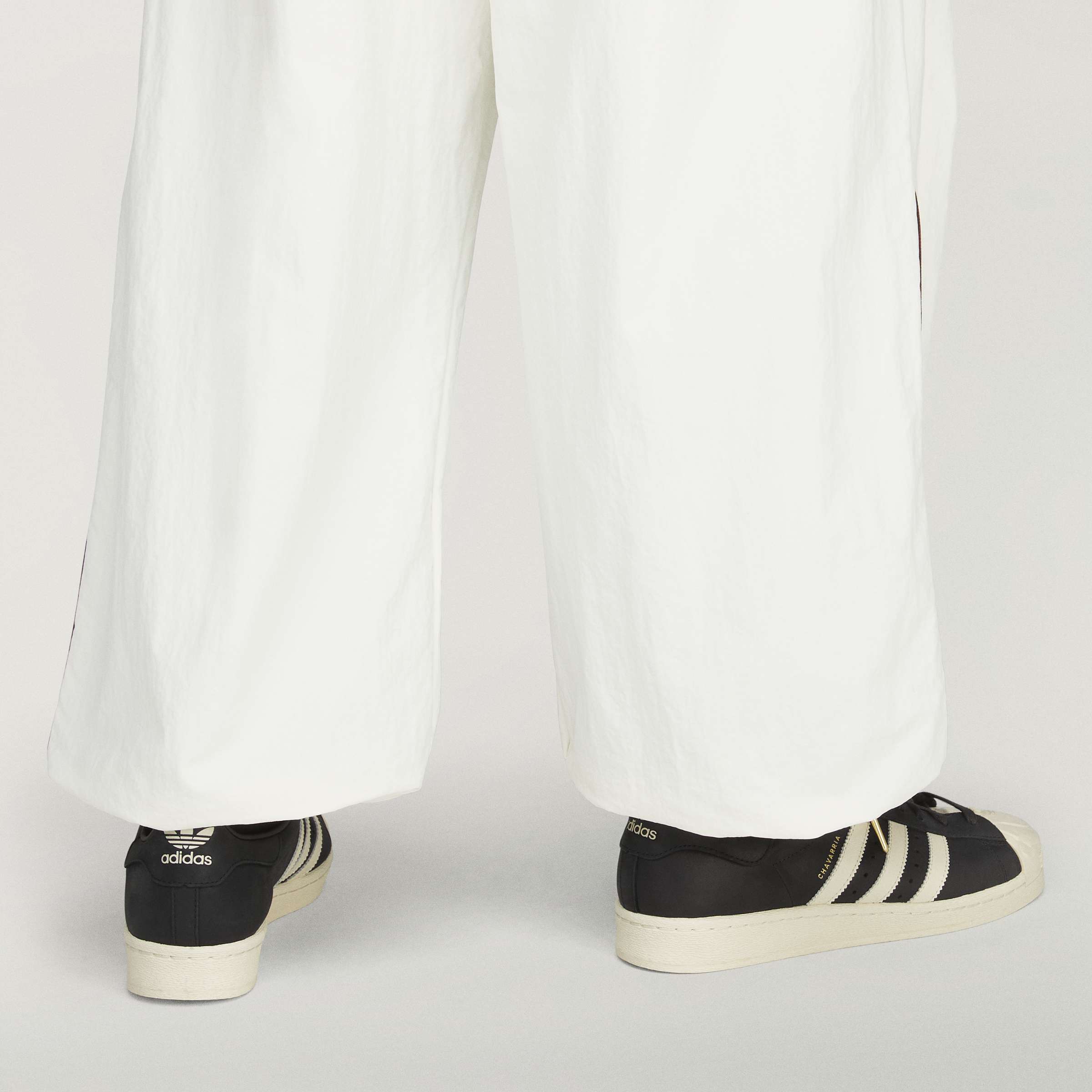 CHAVARRIASUPERSTAR CBLACK/OWHITE/GOLDMT