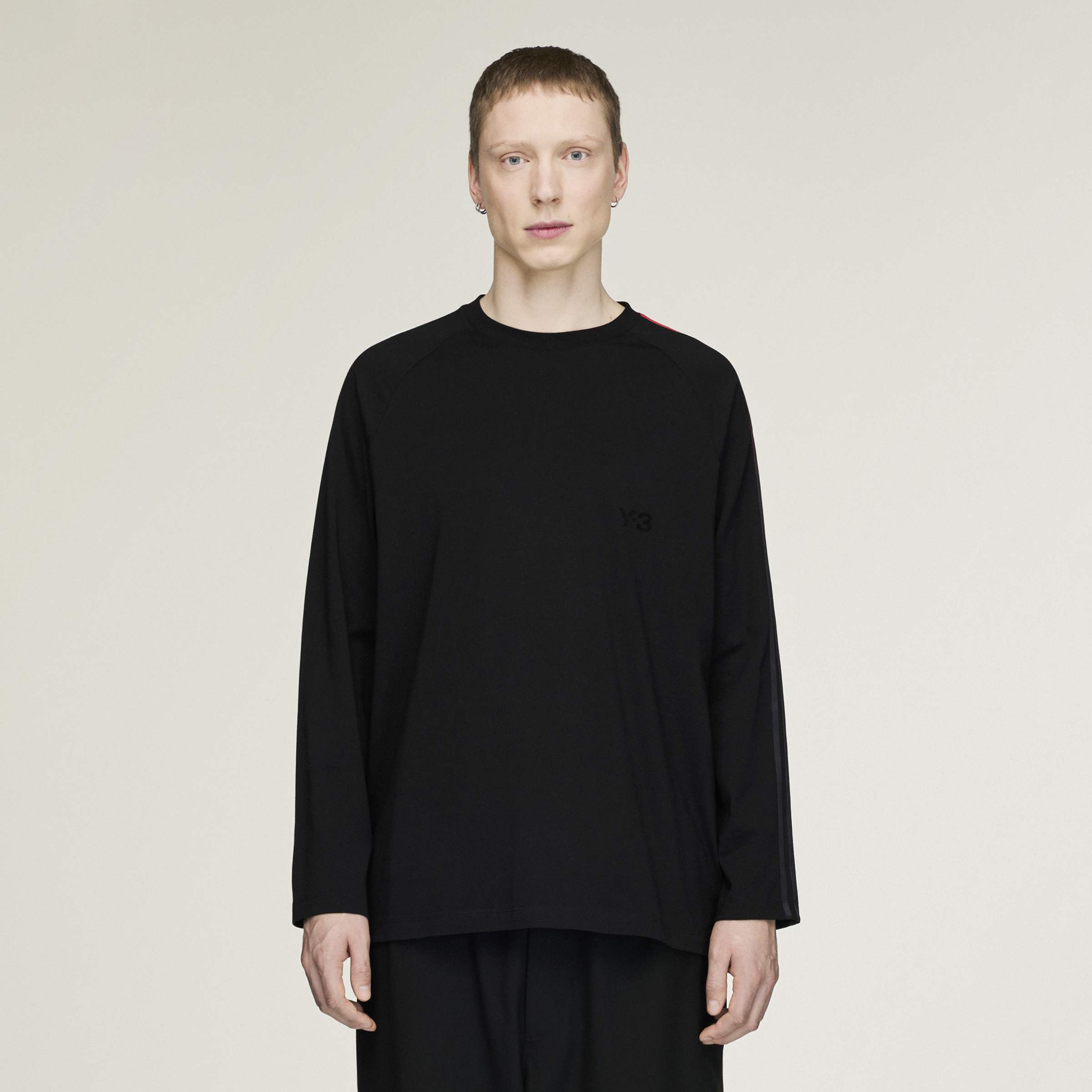 OVS GRD 3S LS T BLACK