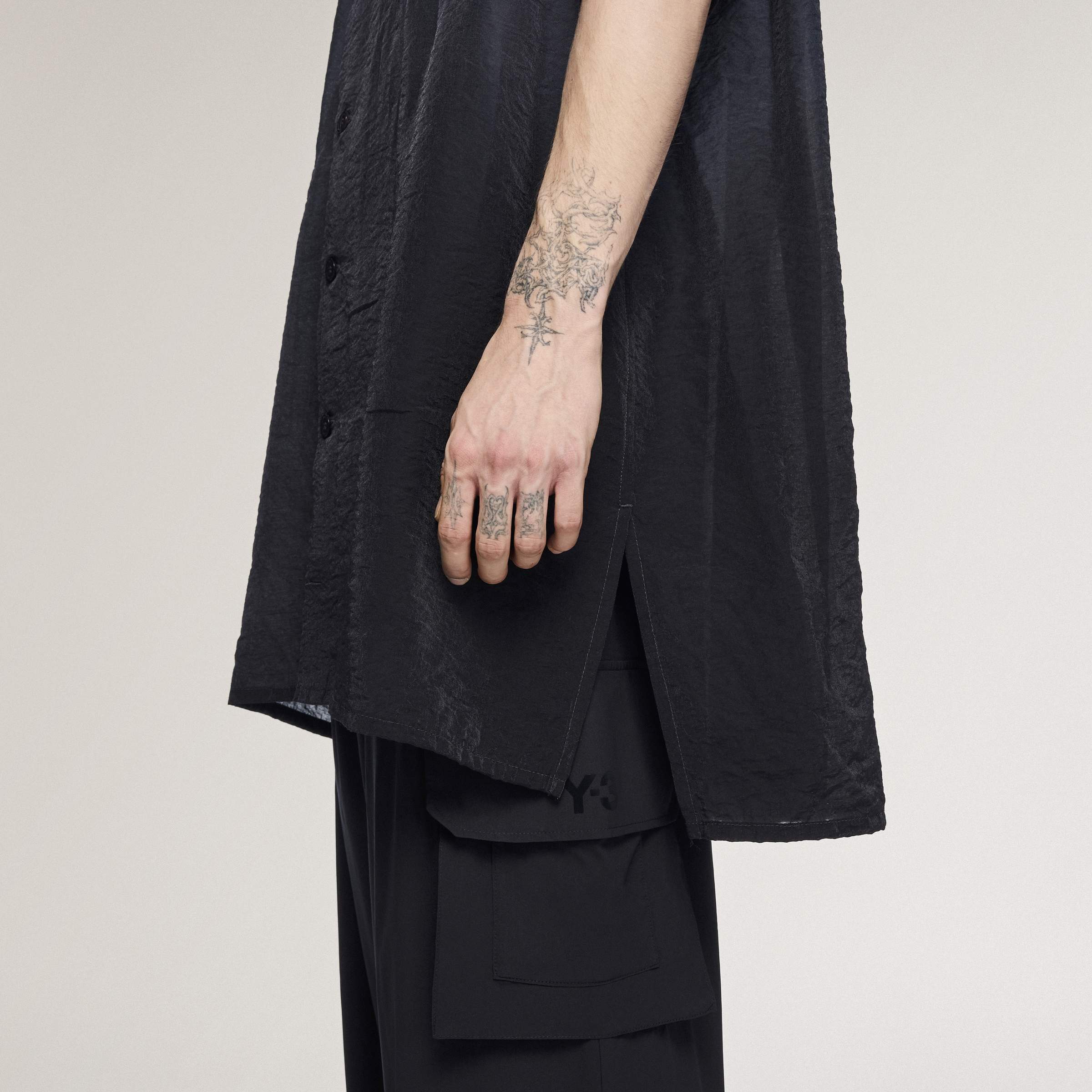 DDLONG SHIRT SS BLACK/NTGREY