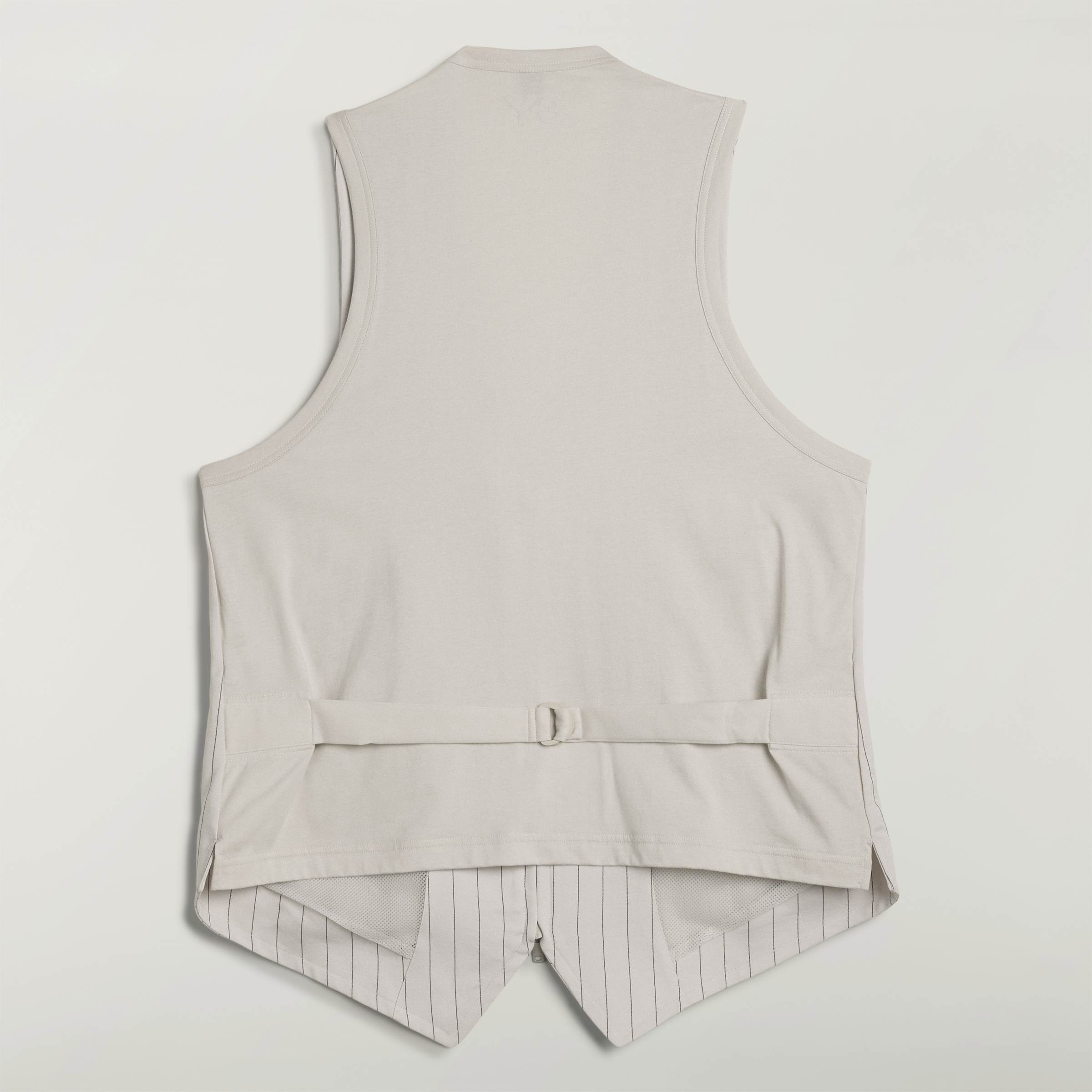 SUPS TAILRD VST CHAPEA