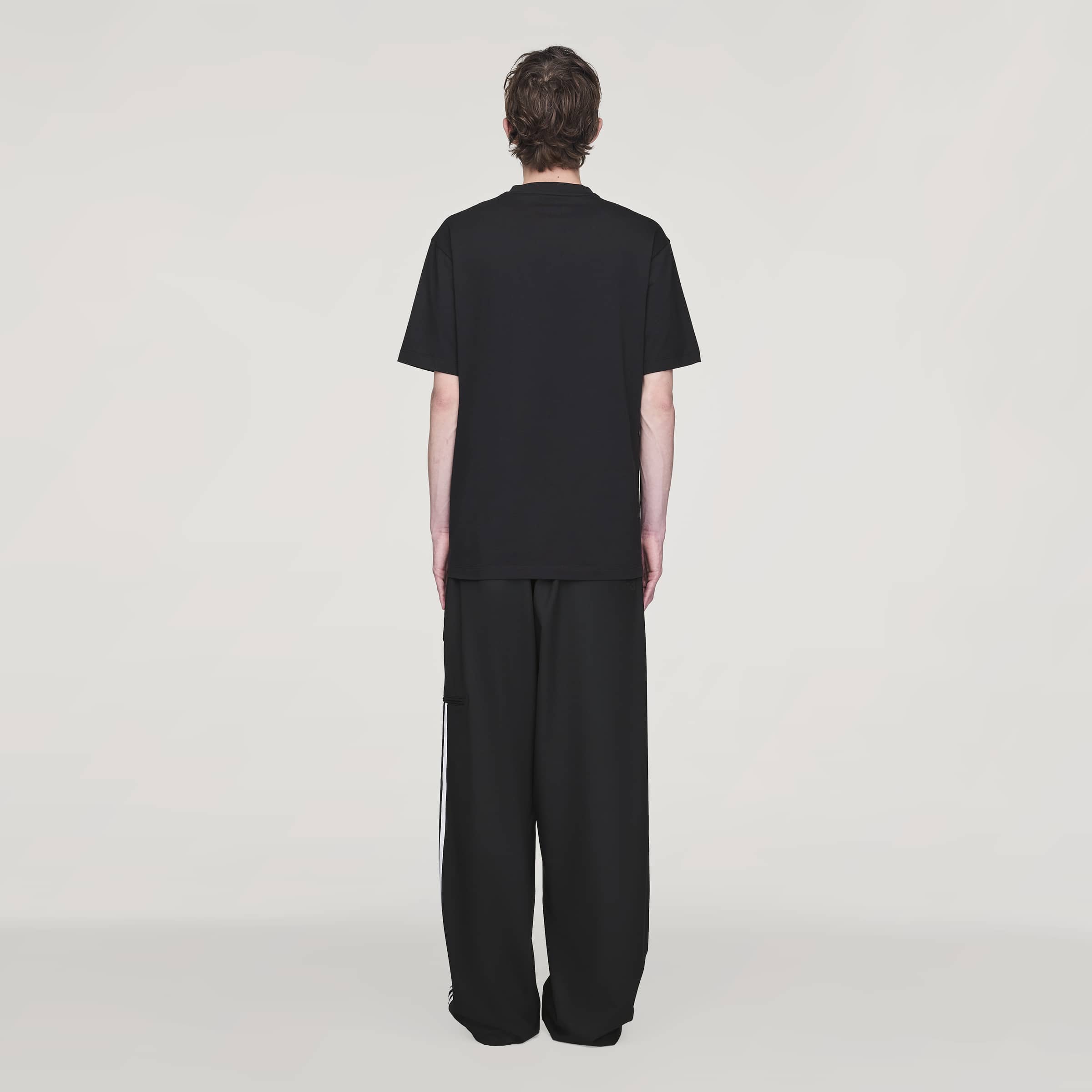 REG SS TEE BLACK