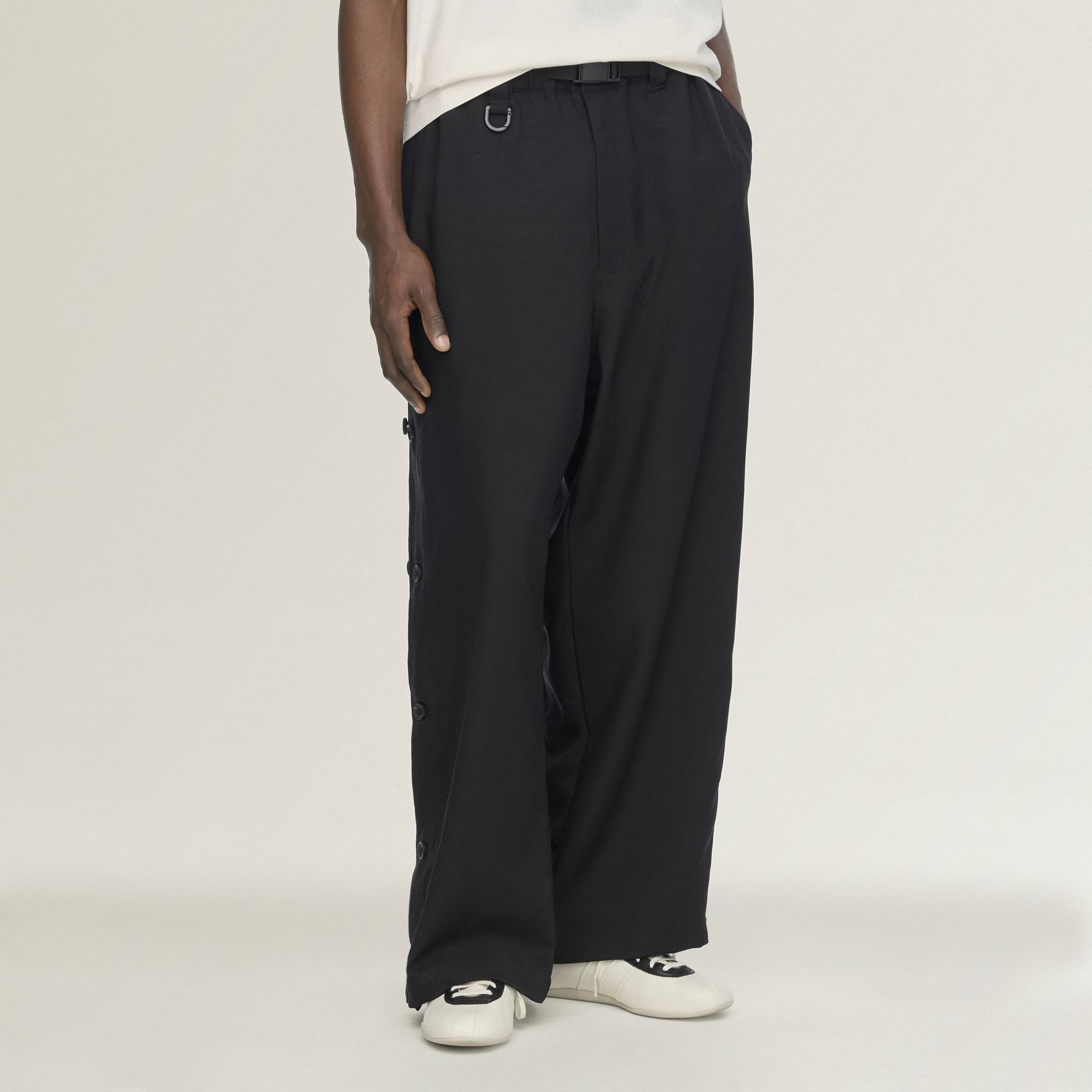 SU ADPT 3S PNT BLACK