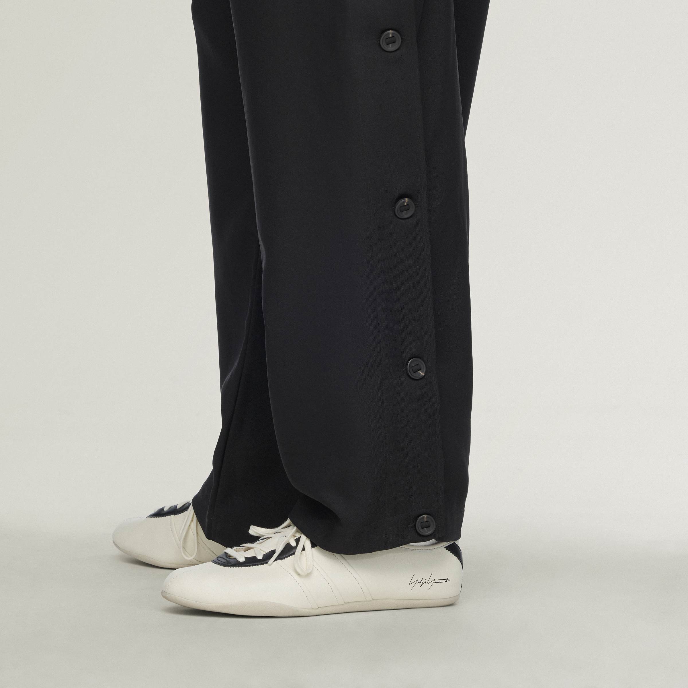 SU ADPT 3S PNT BLACK