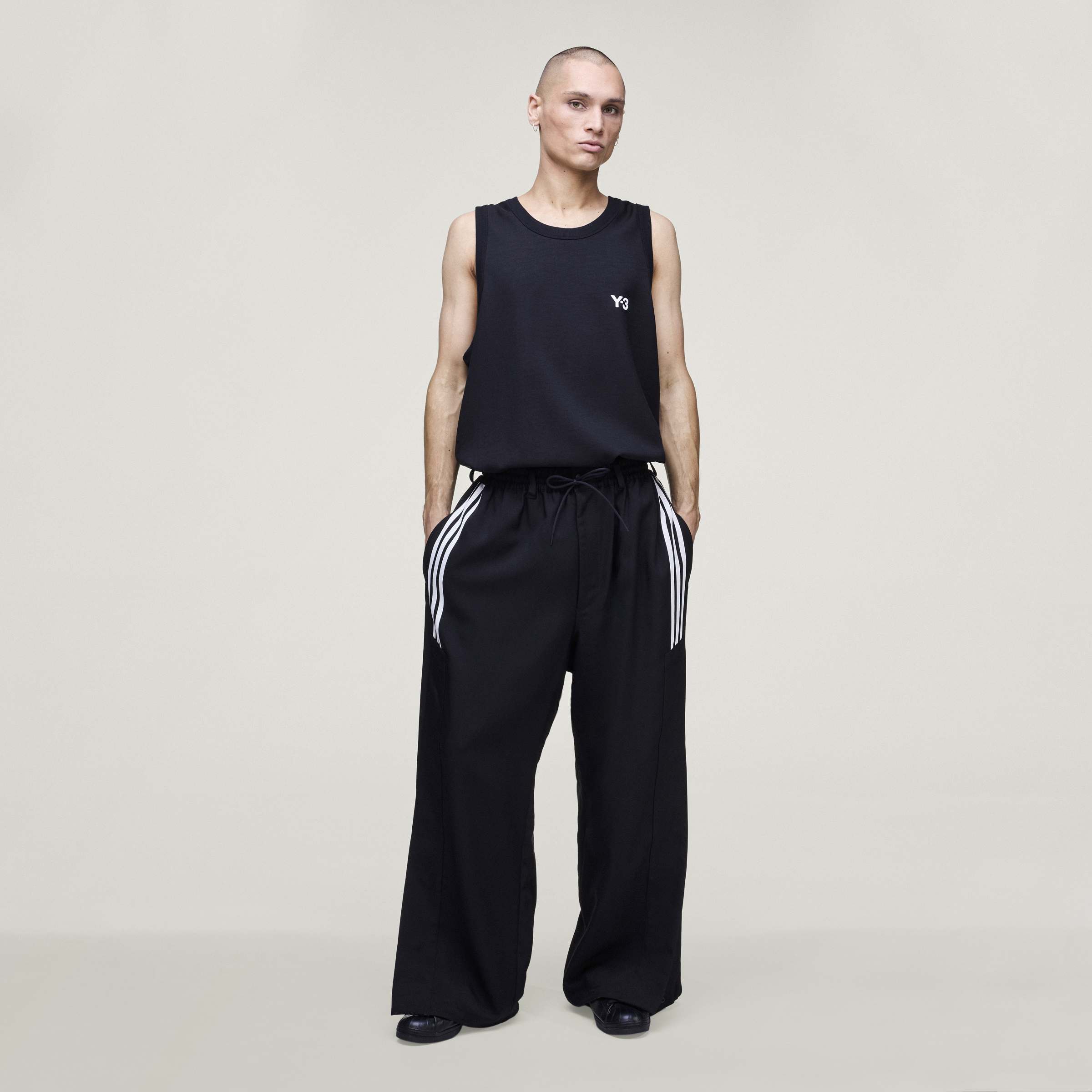 M EL BBALL TANK BLACK