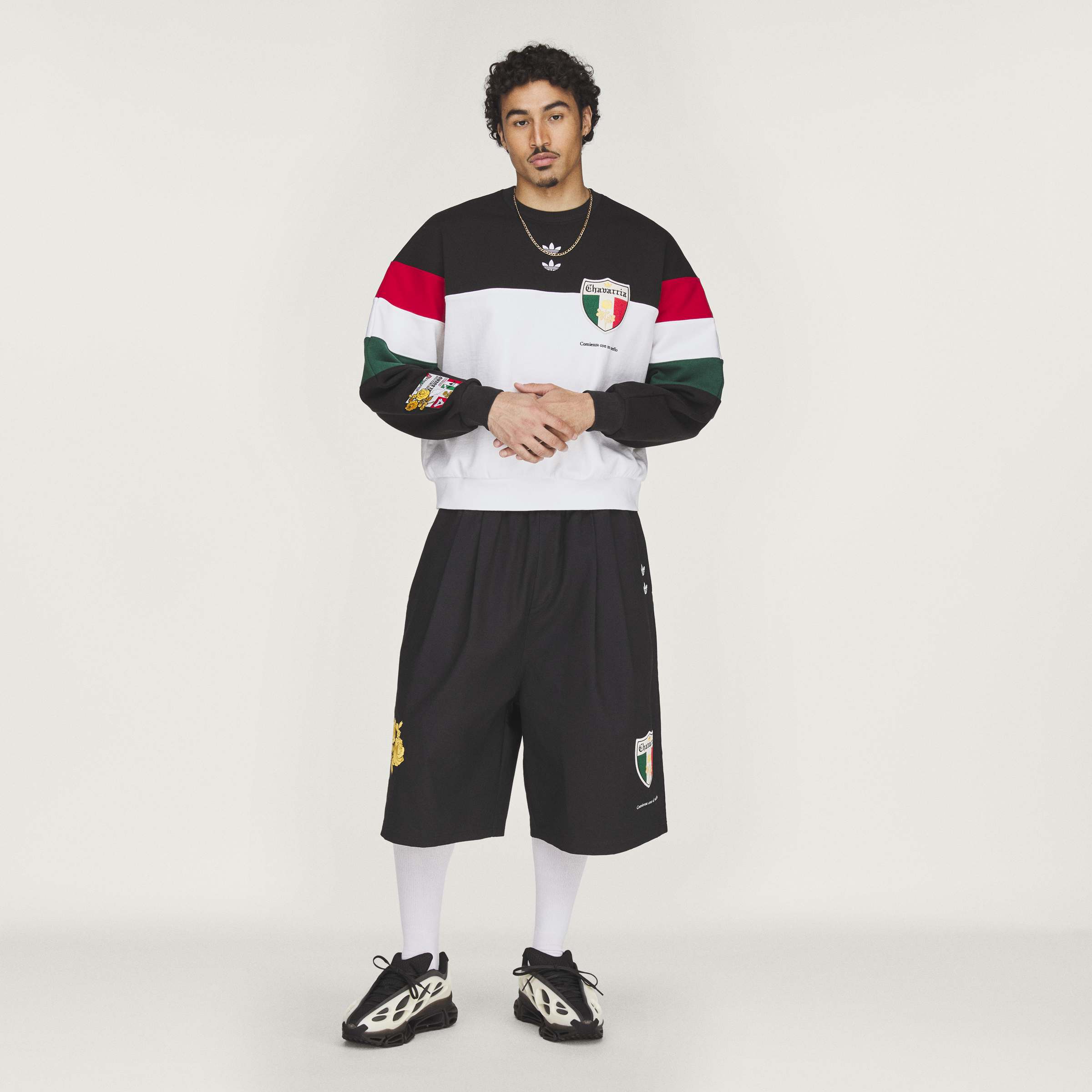 WC CREW SWEATSH BLACK/WHITE