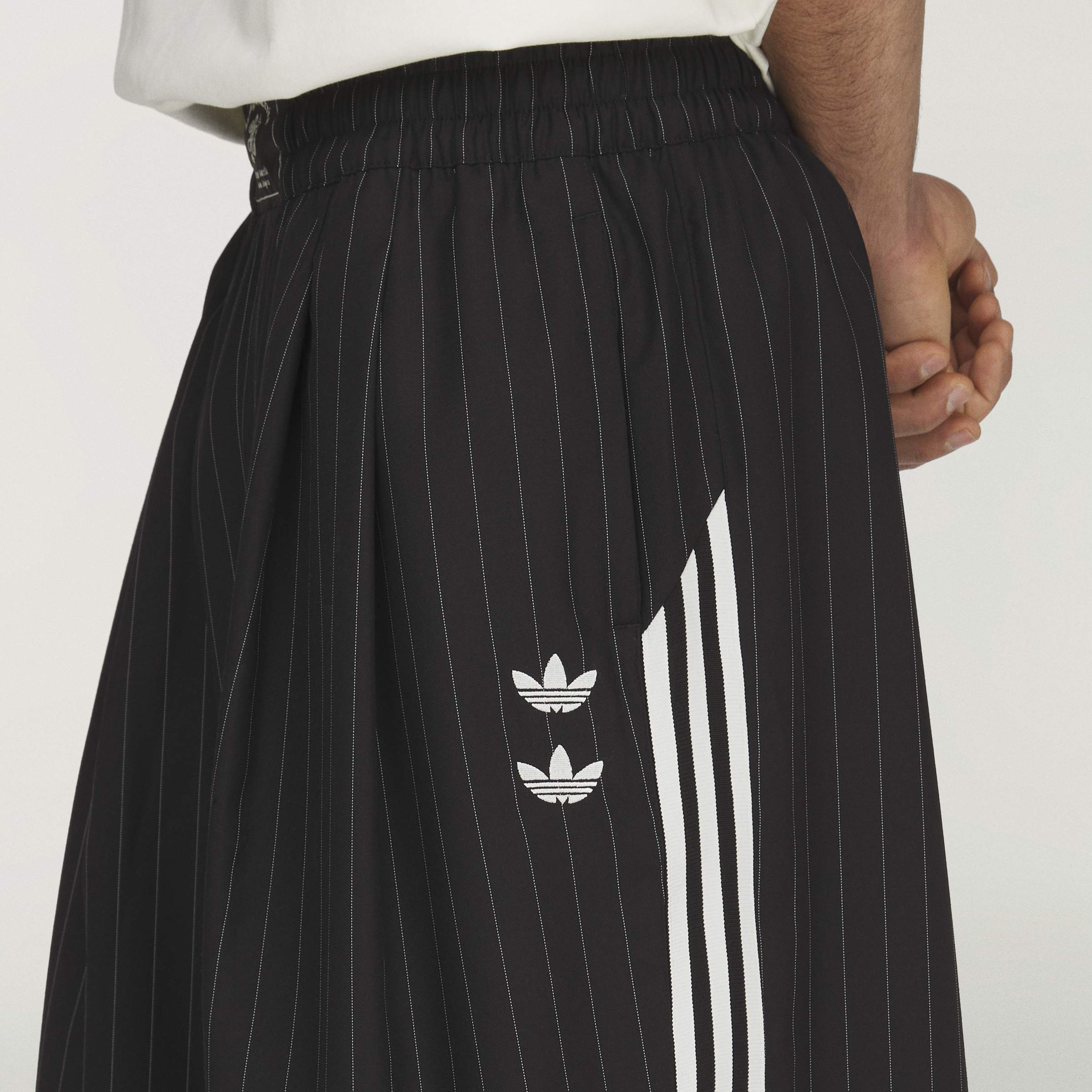 WC PINST SHORT BLACK
