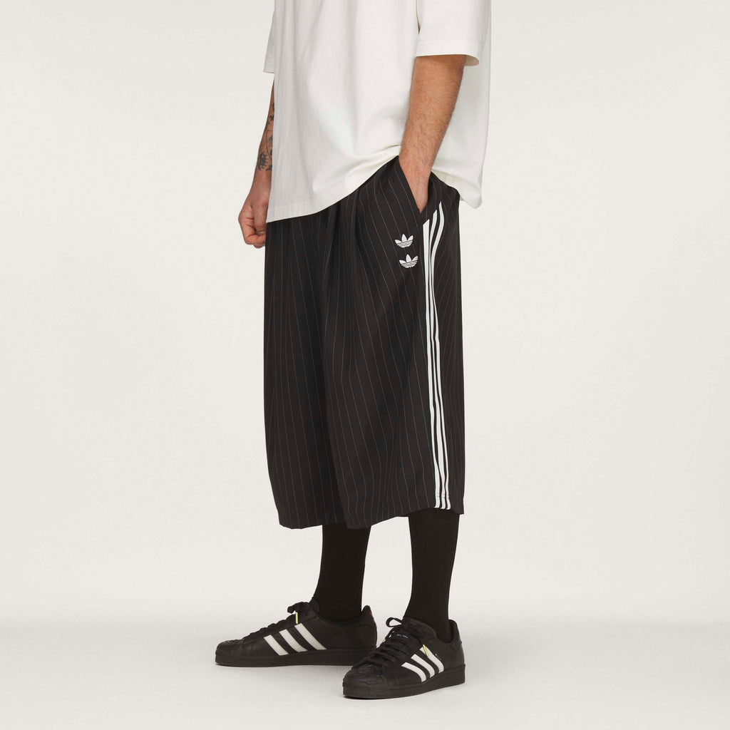 WC PINST SHORT BLACK